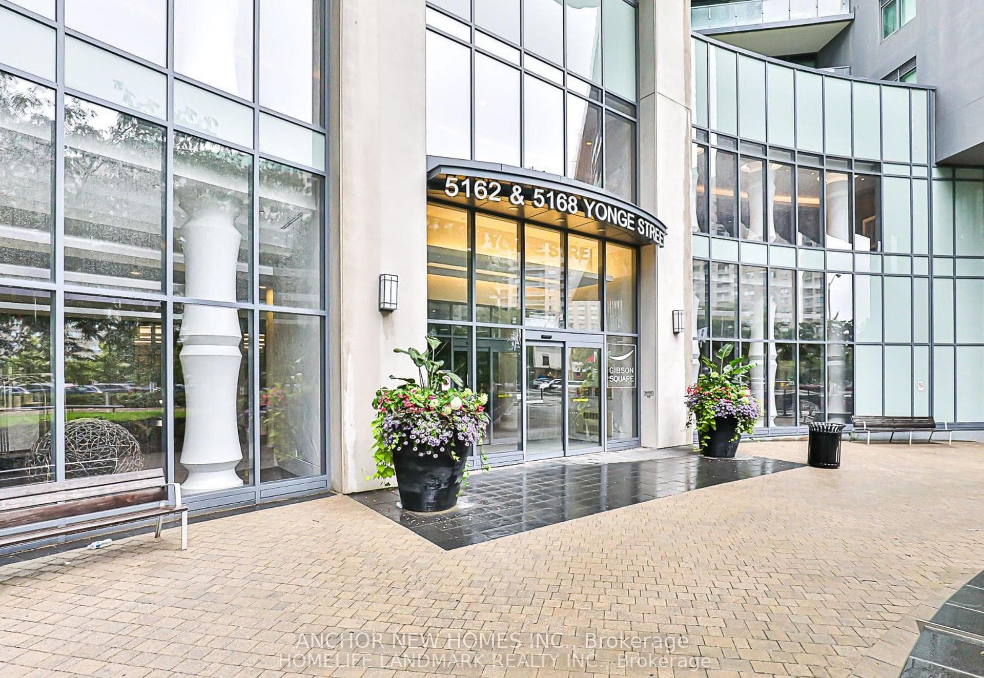 5162 Yonge Street Unit 1801 photo 3