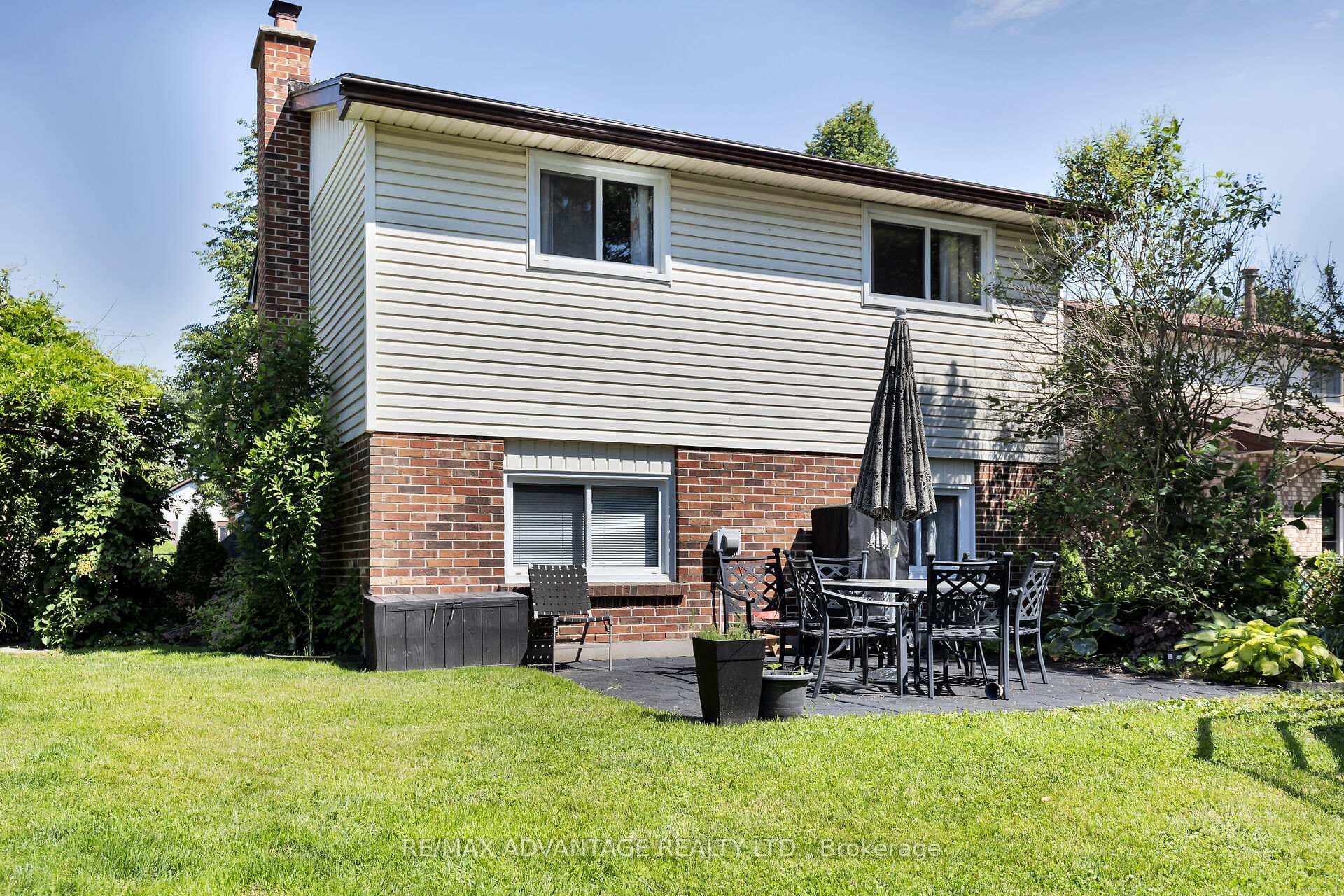 7 Lochern Road photo 34