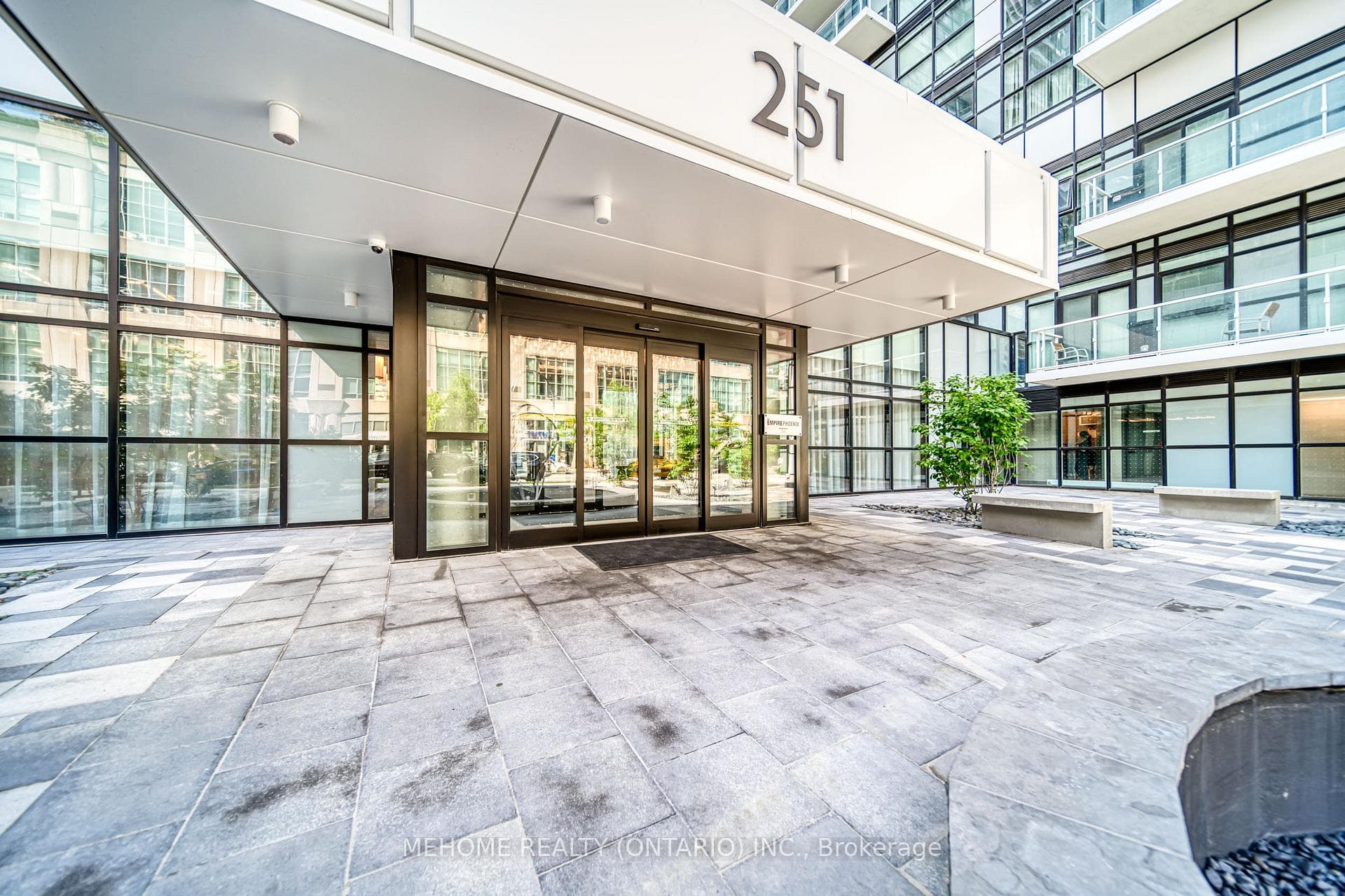 251 Manitoba Street Unit 110 photo 3
