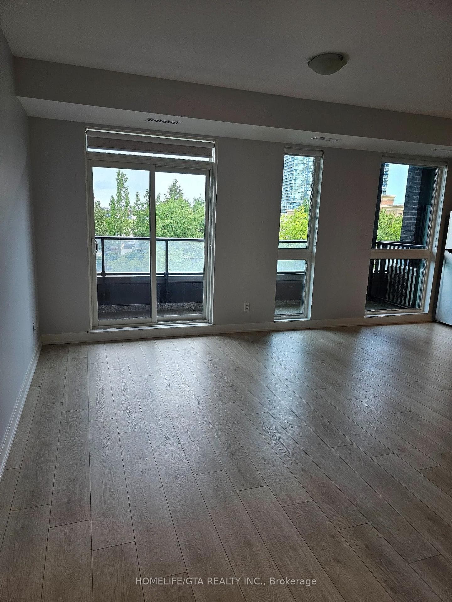1709 Bur Oak Avenue Unit 201A photo 14