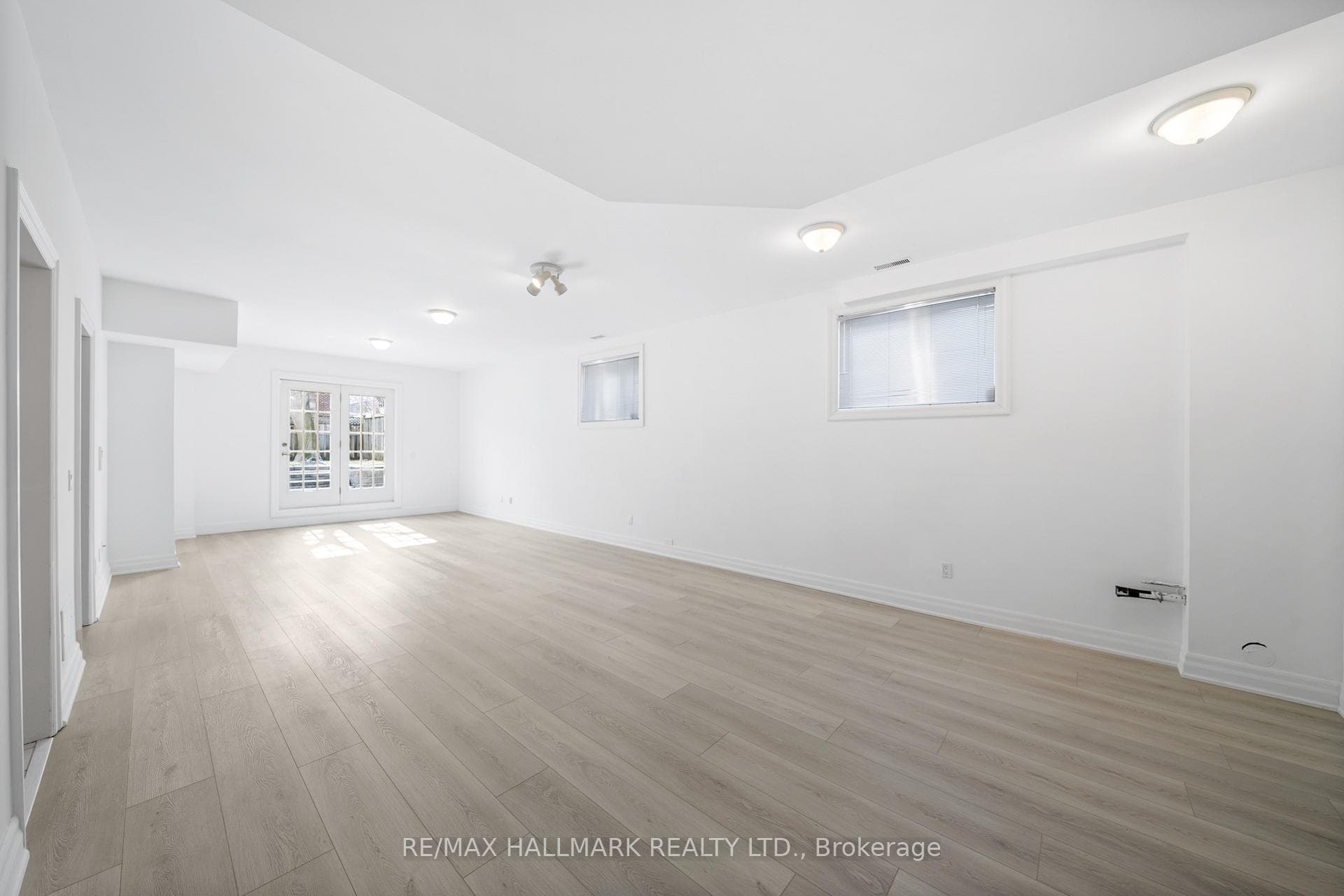 213 Parkview Avenue photo 26
