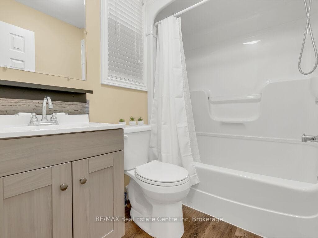 385 Highview Drive photo 21