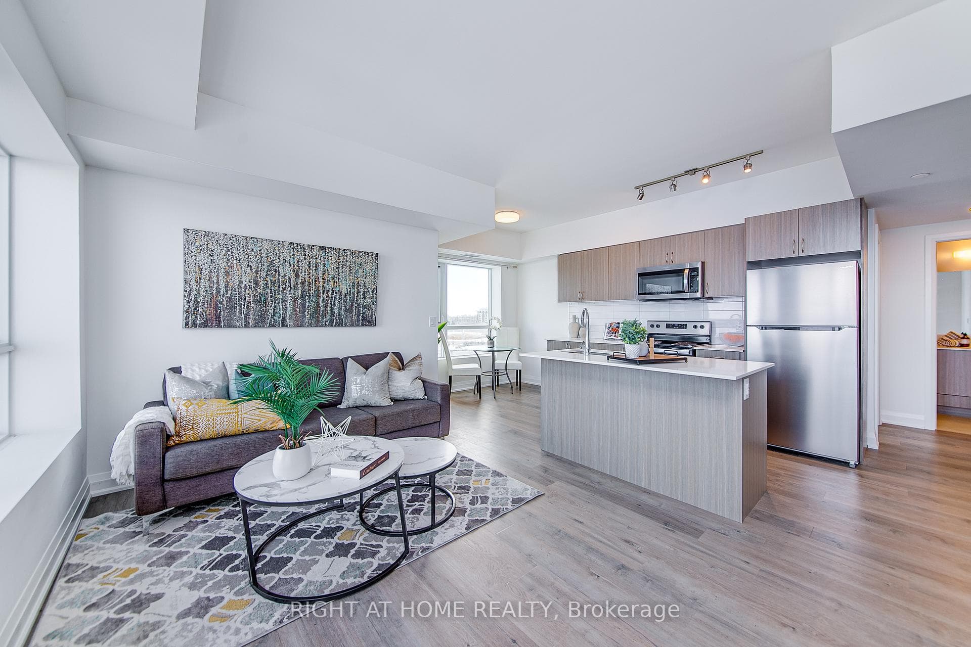 58 Lakeside Terrace Unit 1006 photo 3