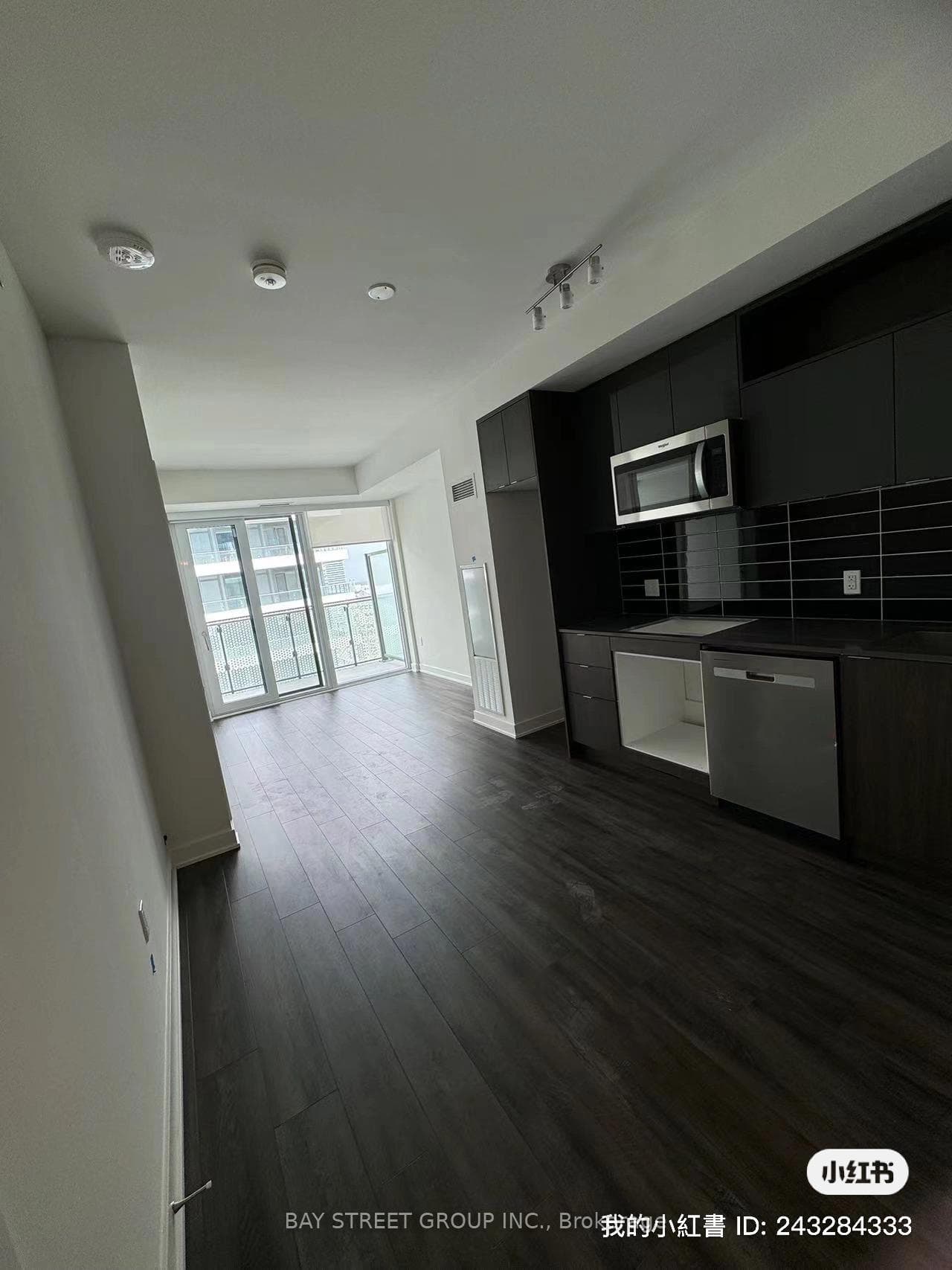 135 Lower Sherbourne Street Unit 2724 photo 3