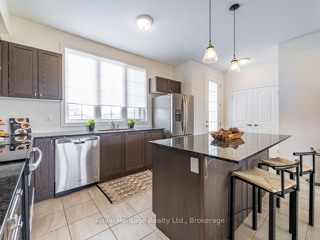 87 Summer Breeze Drive photo 6
