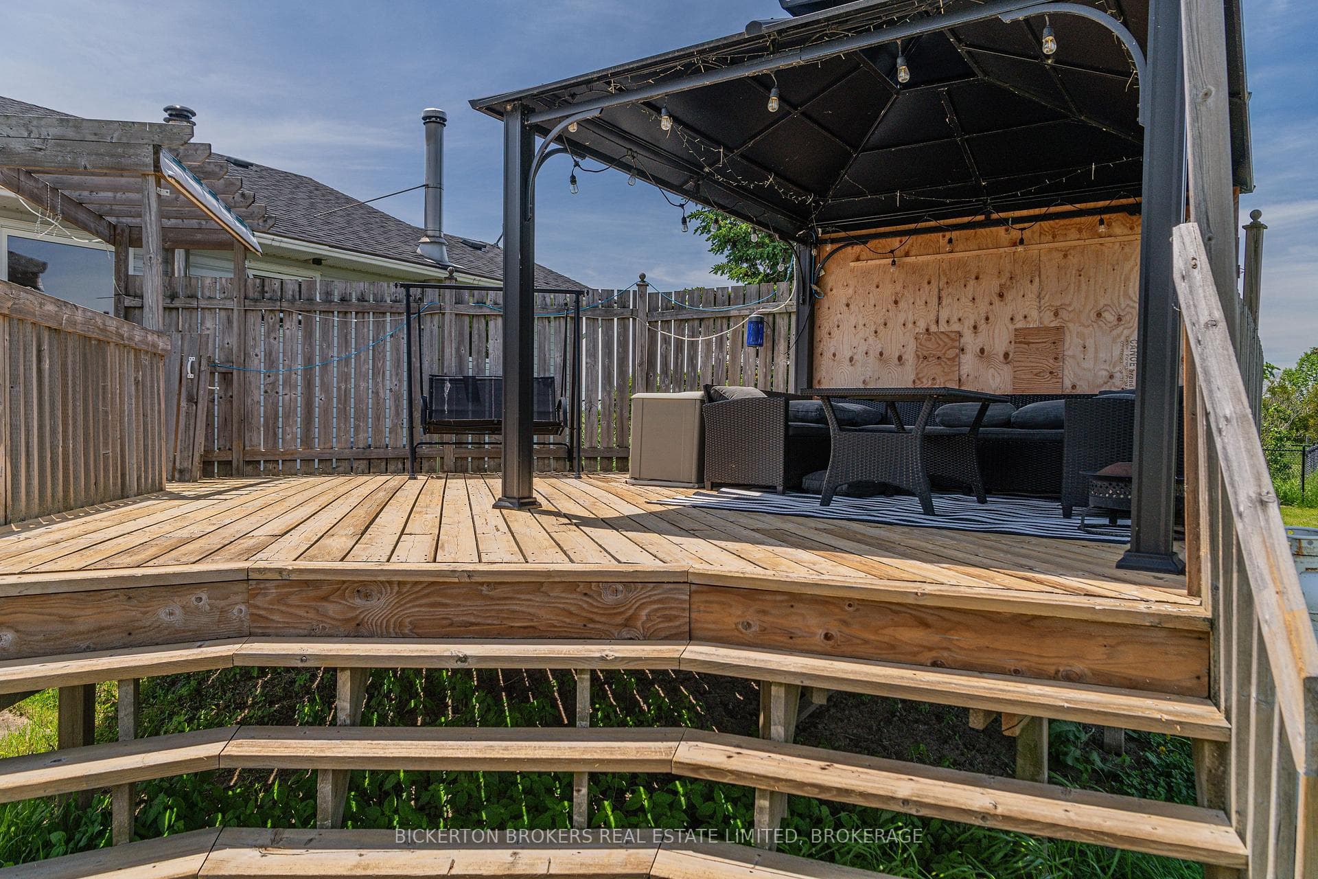 712 Haig Road photo 31