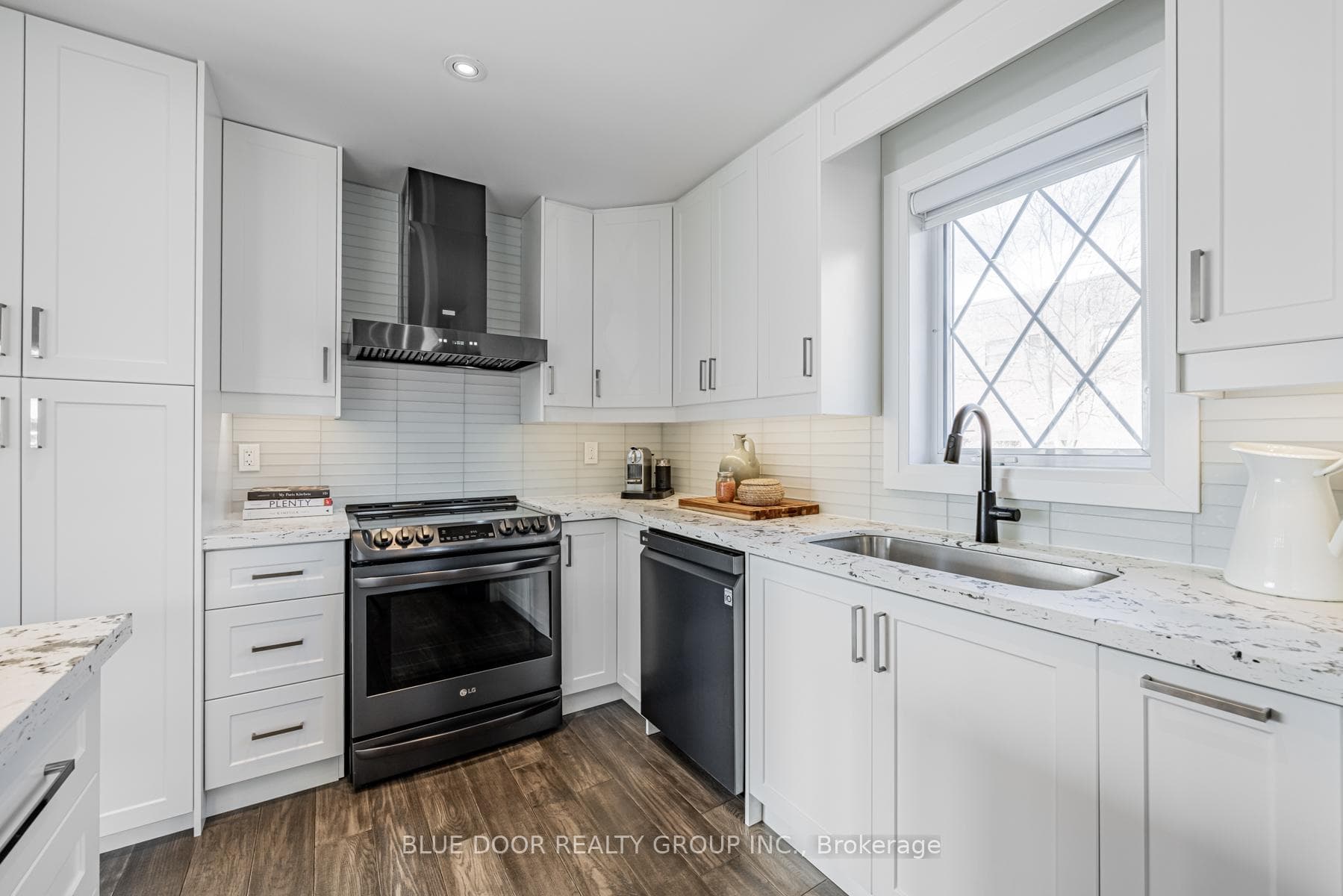 54 Glenshaw Crescent photo 15