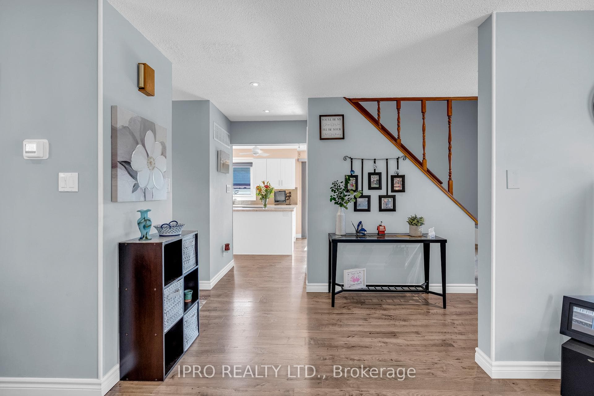 30 Ridler Court photo 8