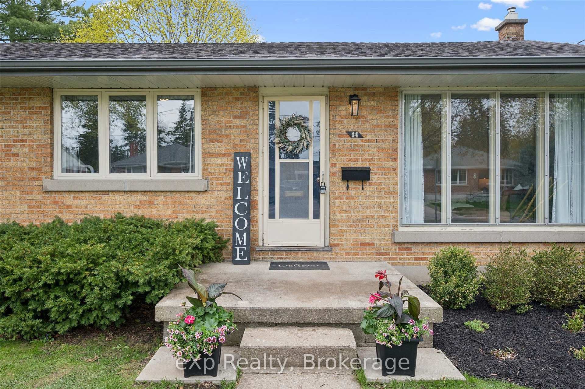 14 Glenwood Avenue photo 1