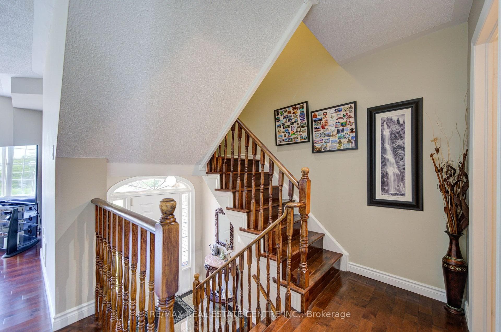 22 Lakeridge Drive photo 13
