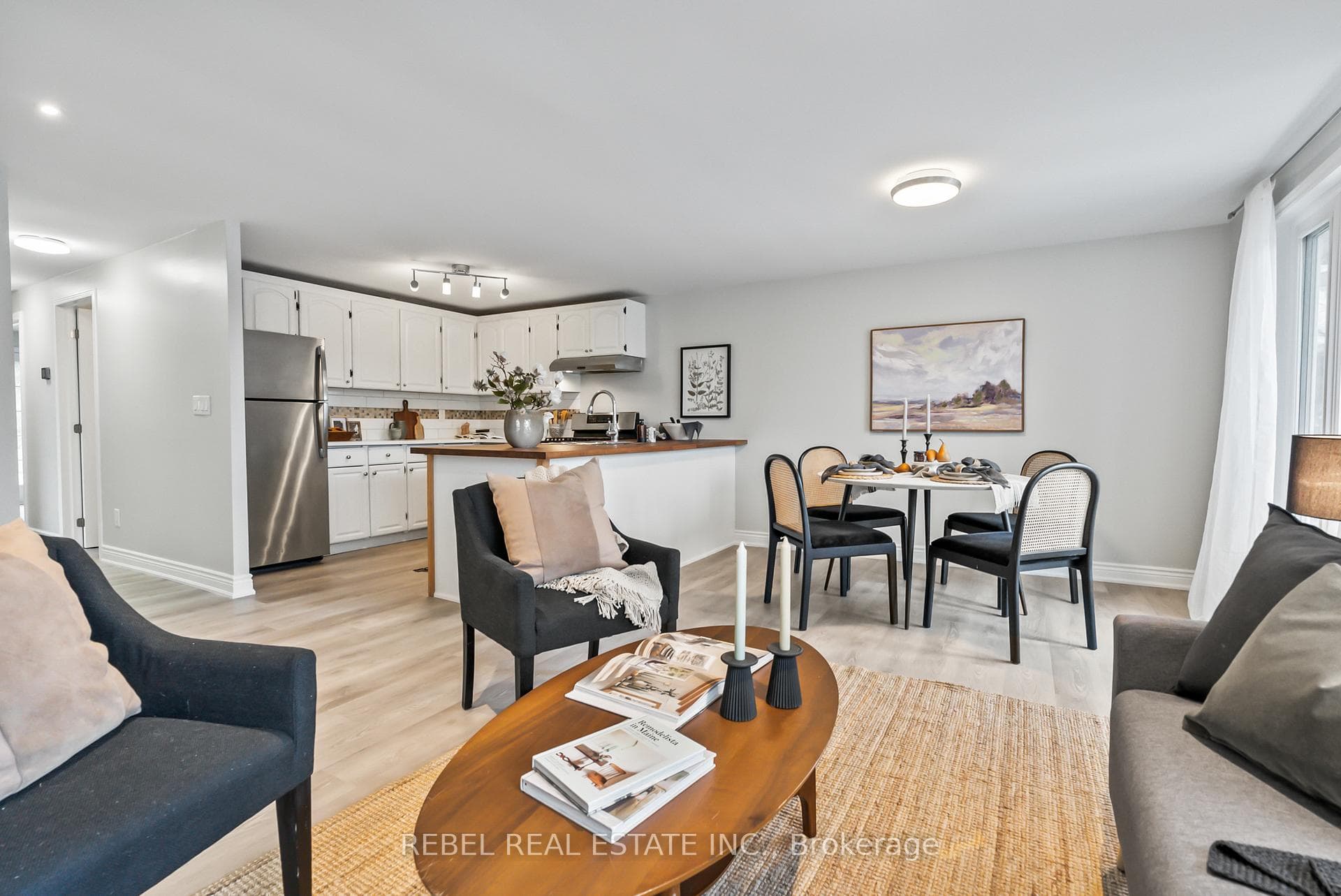 711 Wesley Drive photo 8