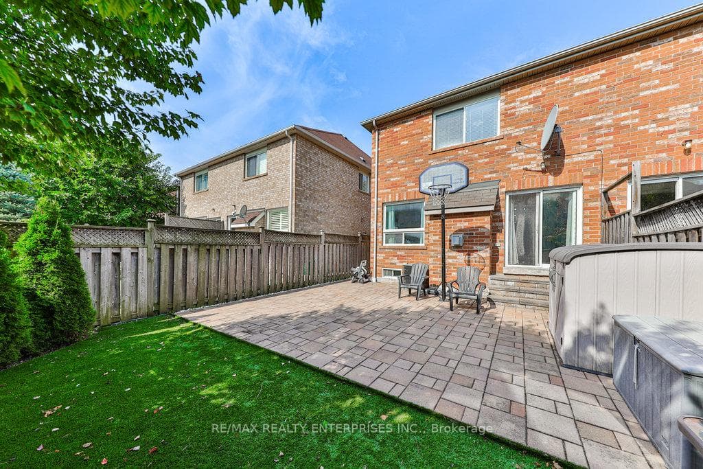 3898 Skyview Street photo 33