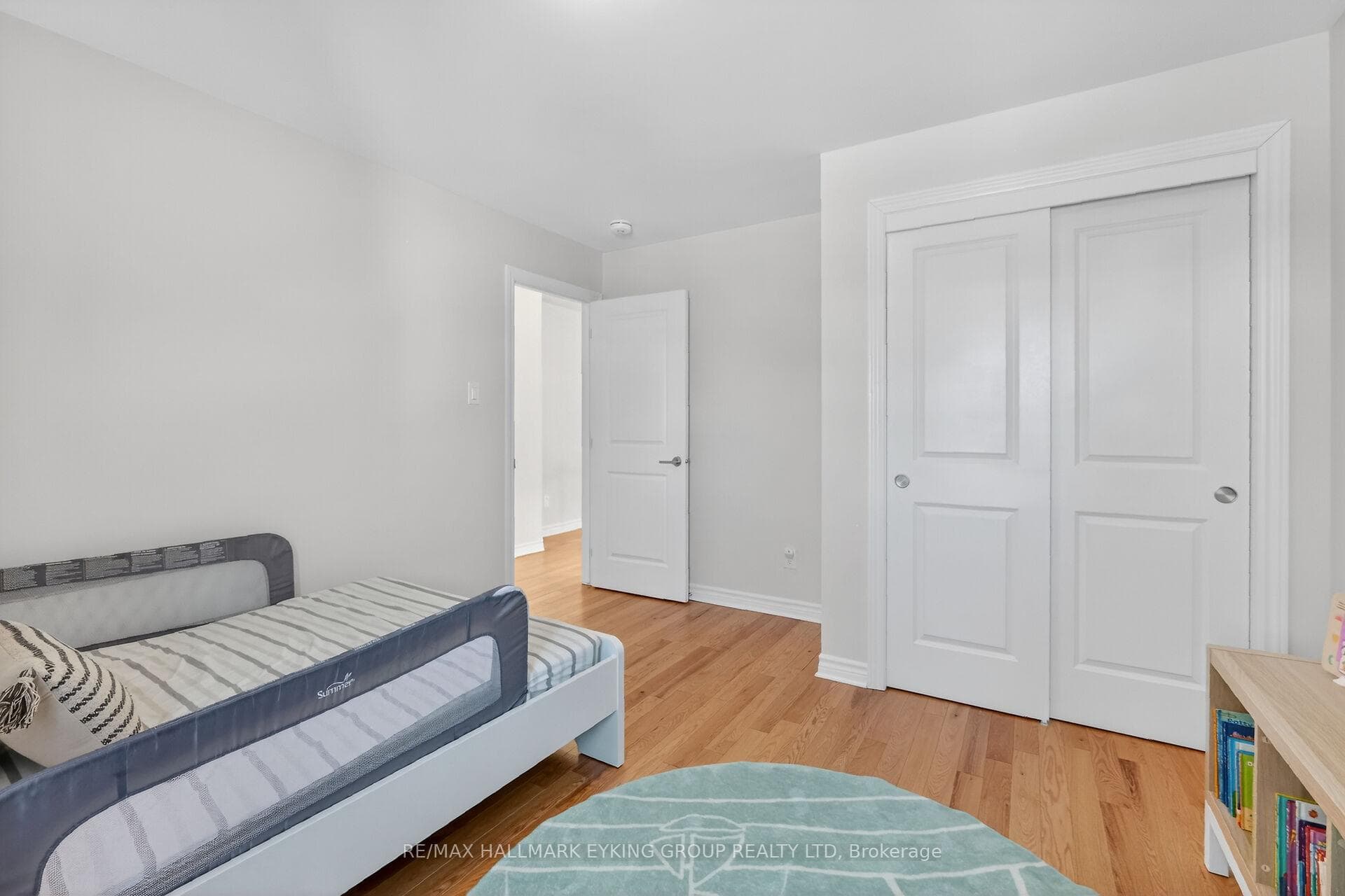 56 Viceroy Mews photo 38