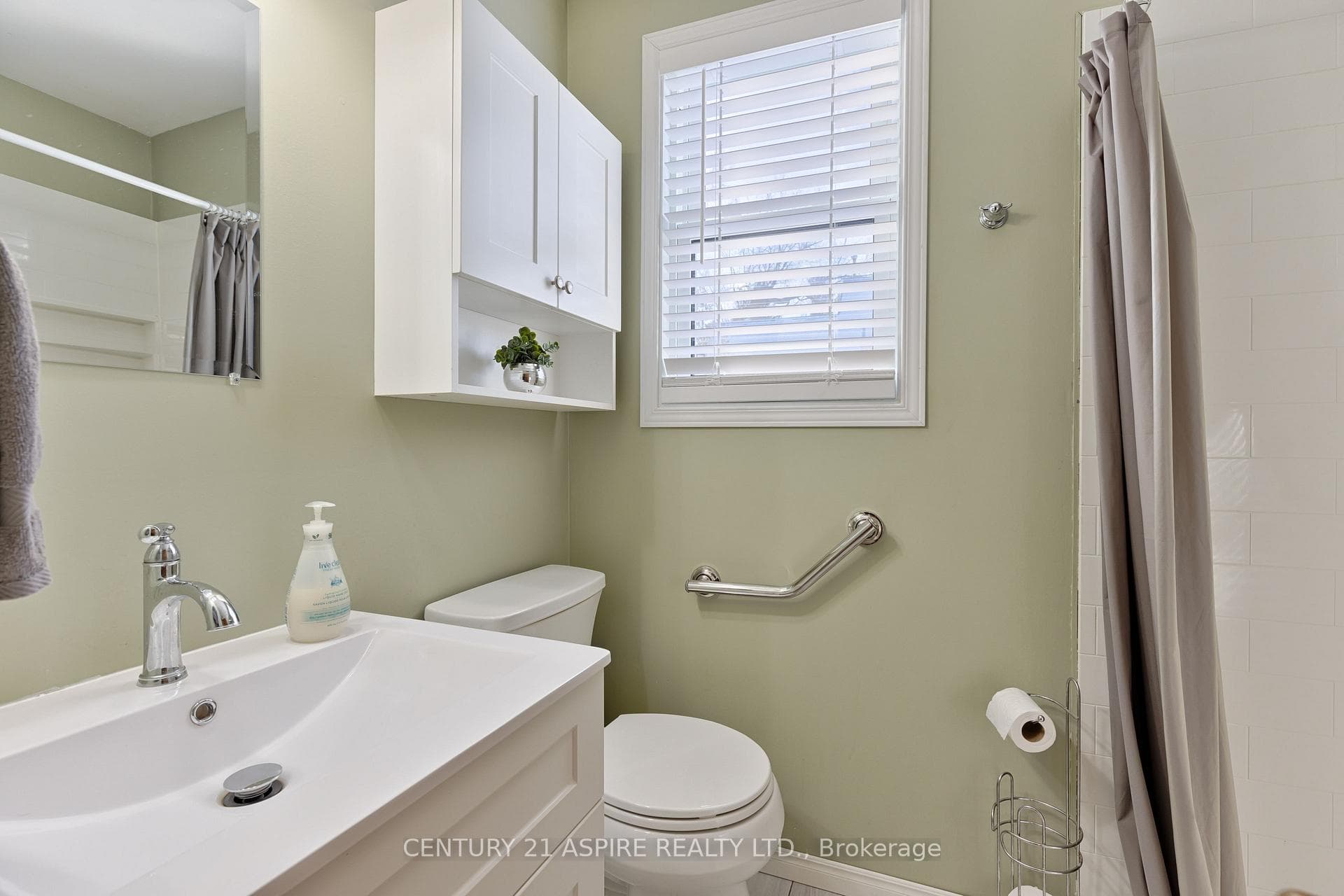 519 Norman Street photo 21