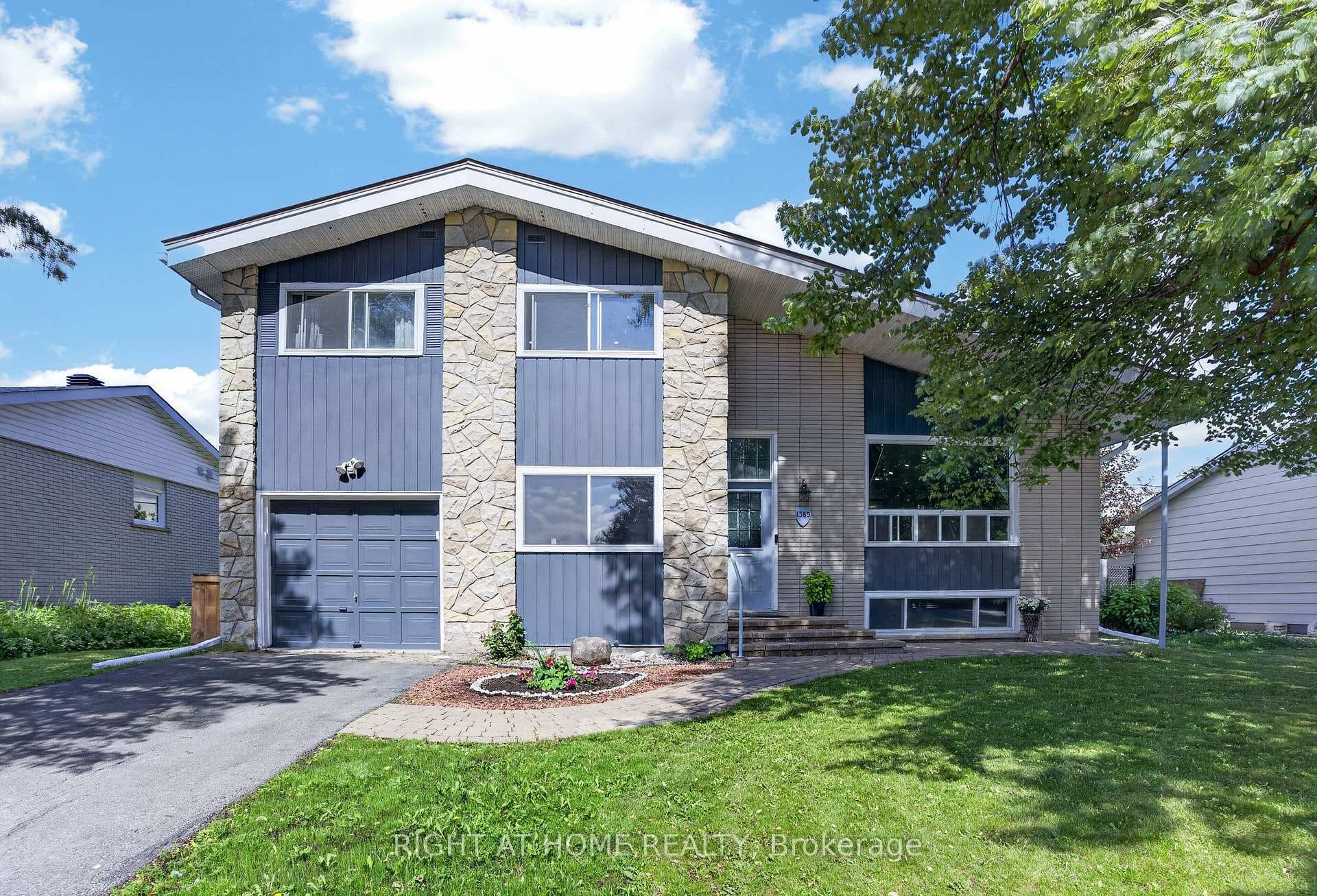 1385 Chartrand Avenue photo 37