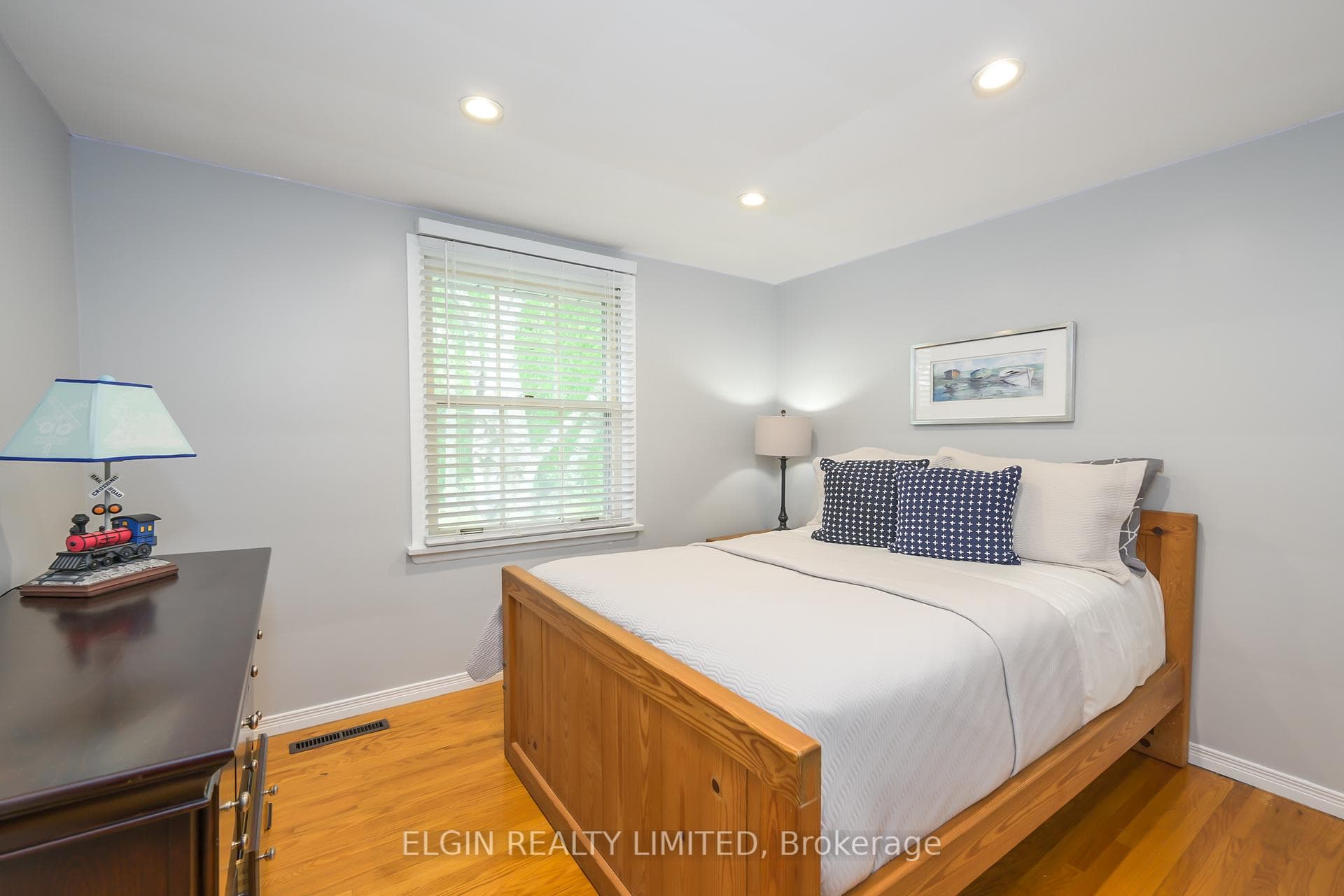 17 Glanworth Avenue photo 32