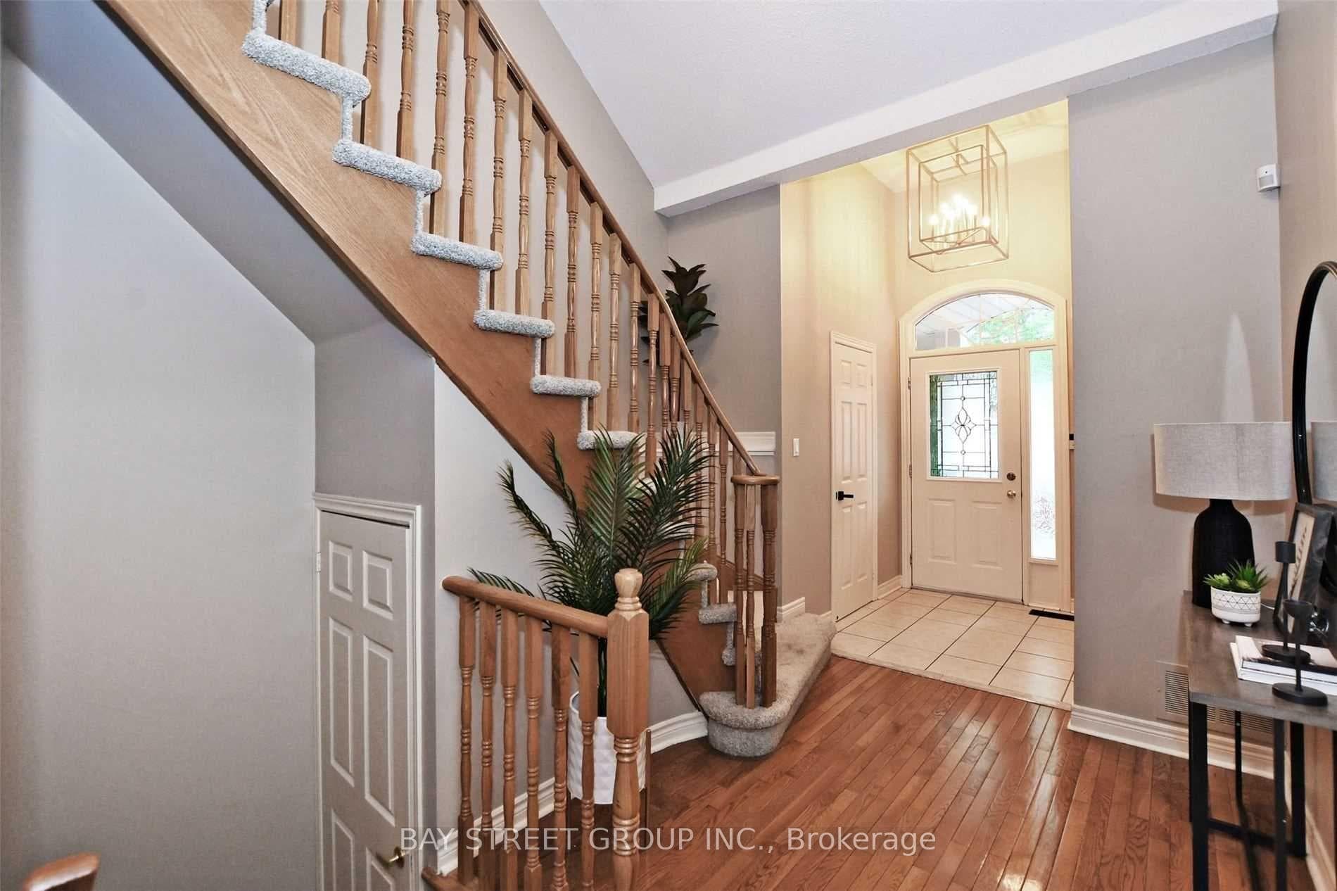 54 Earl Stewart Drive photo 3
