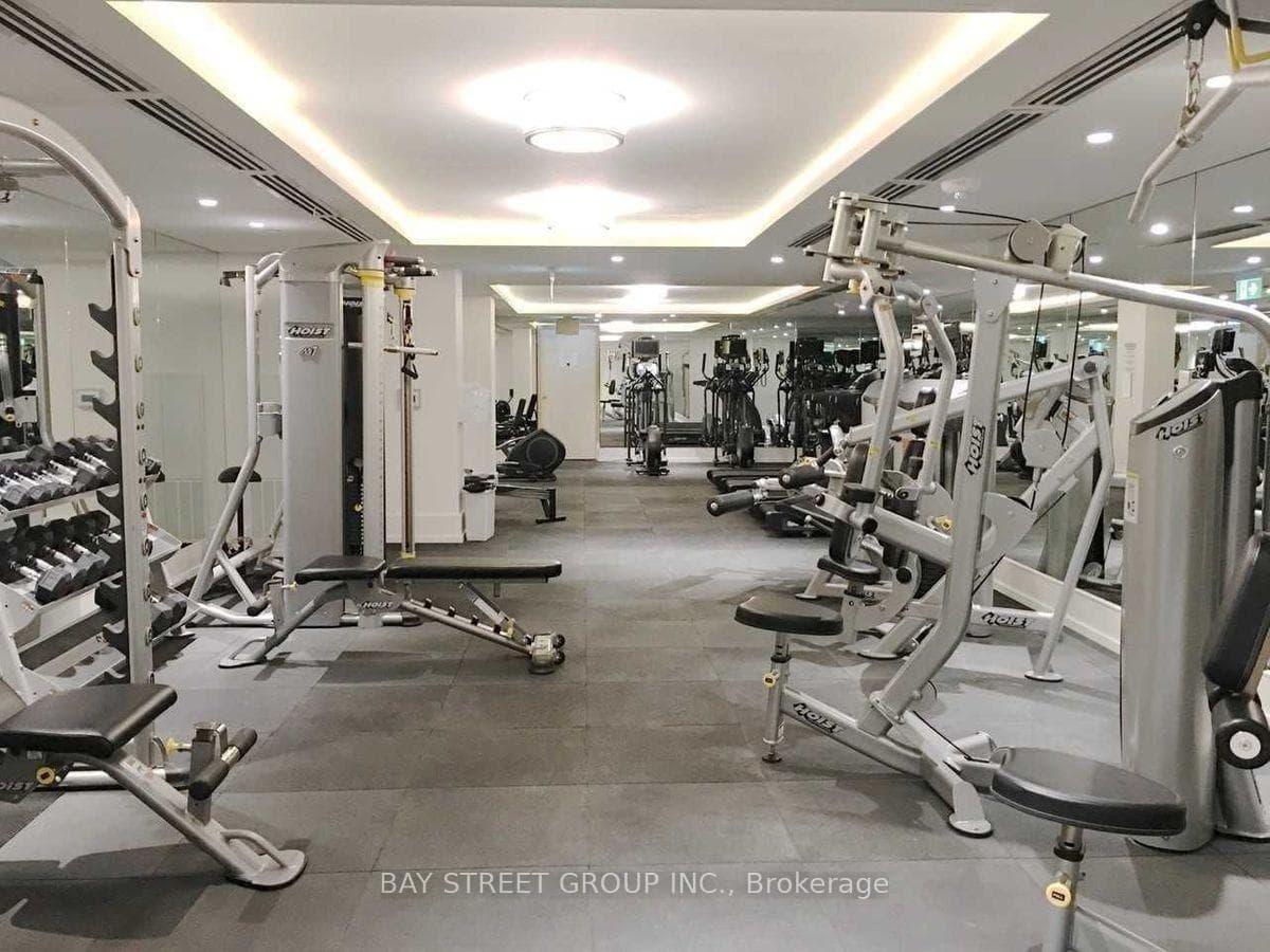 955 Bay Street Unit 3904 photo 12