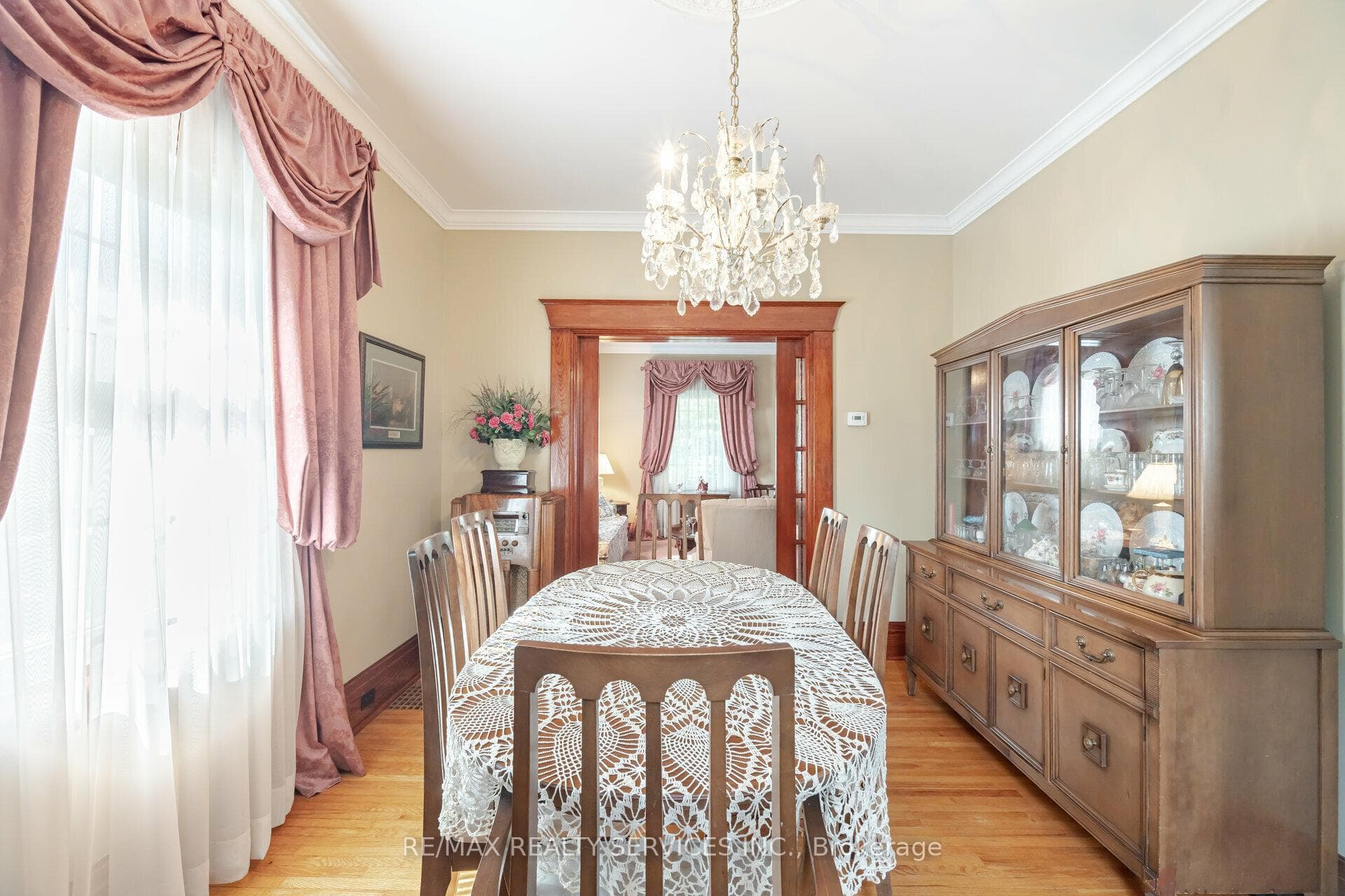 61 Rosedale Avenue photo 11