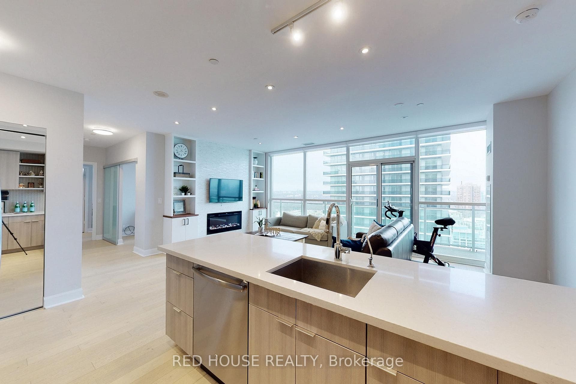 33 Shore Breeze Drive Unit 3505 photo 11