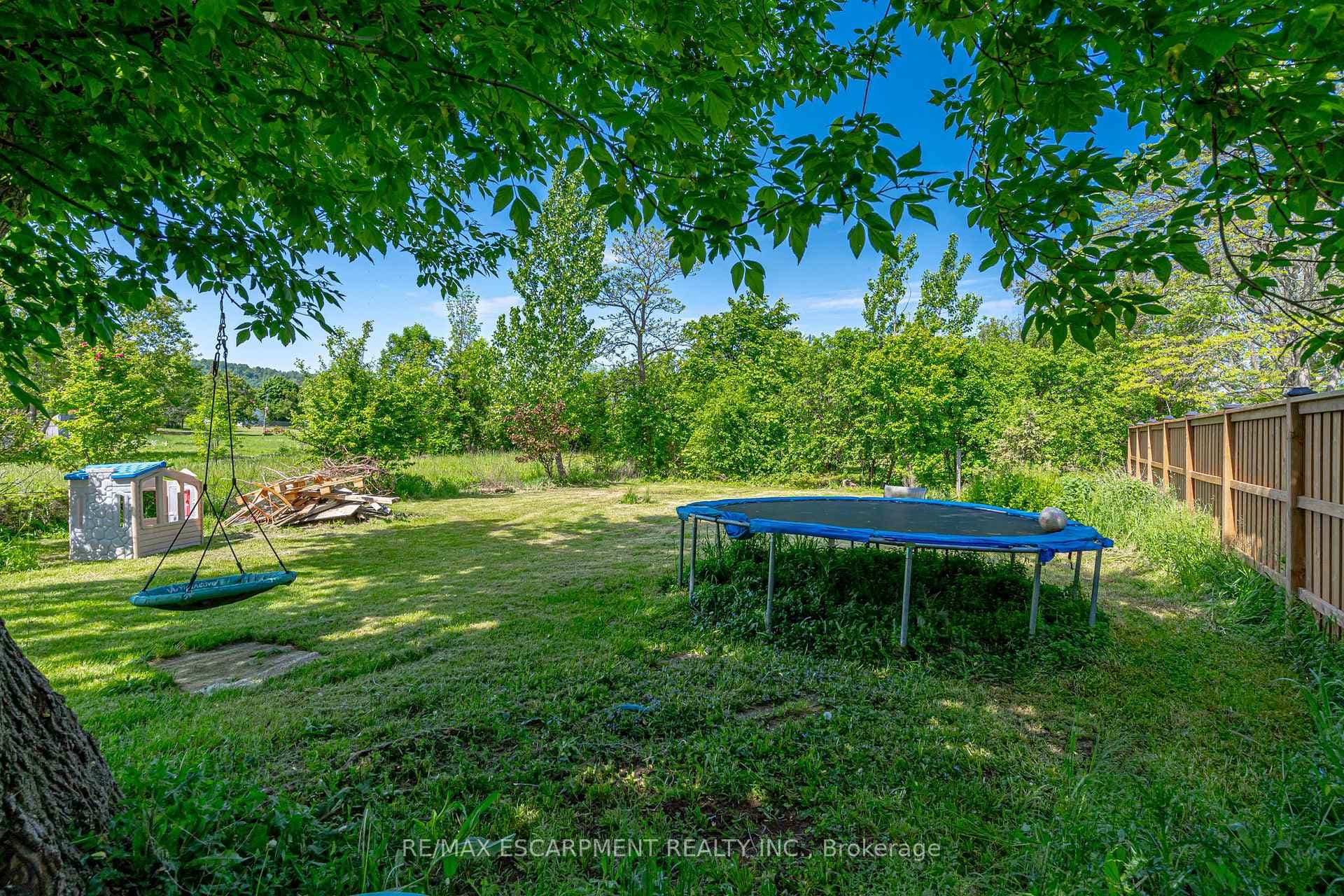 293 Fifty Road photo 13