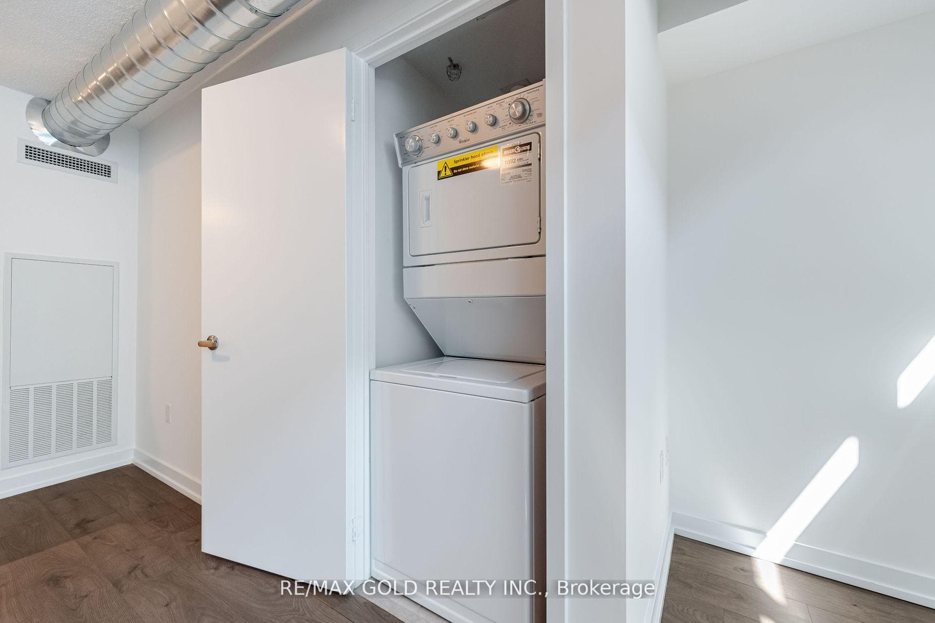 1410 Dupont Street Unit 325 photo 16