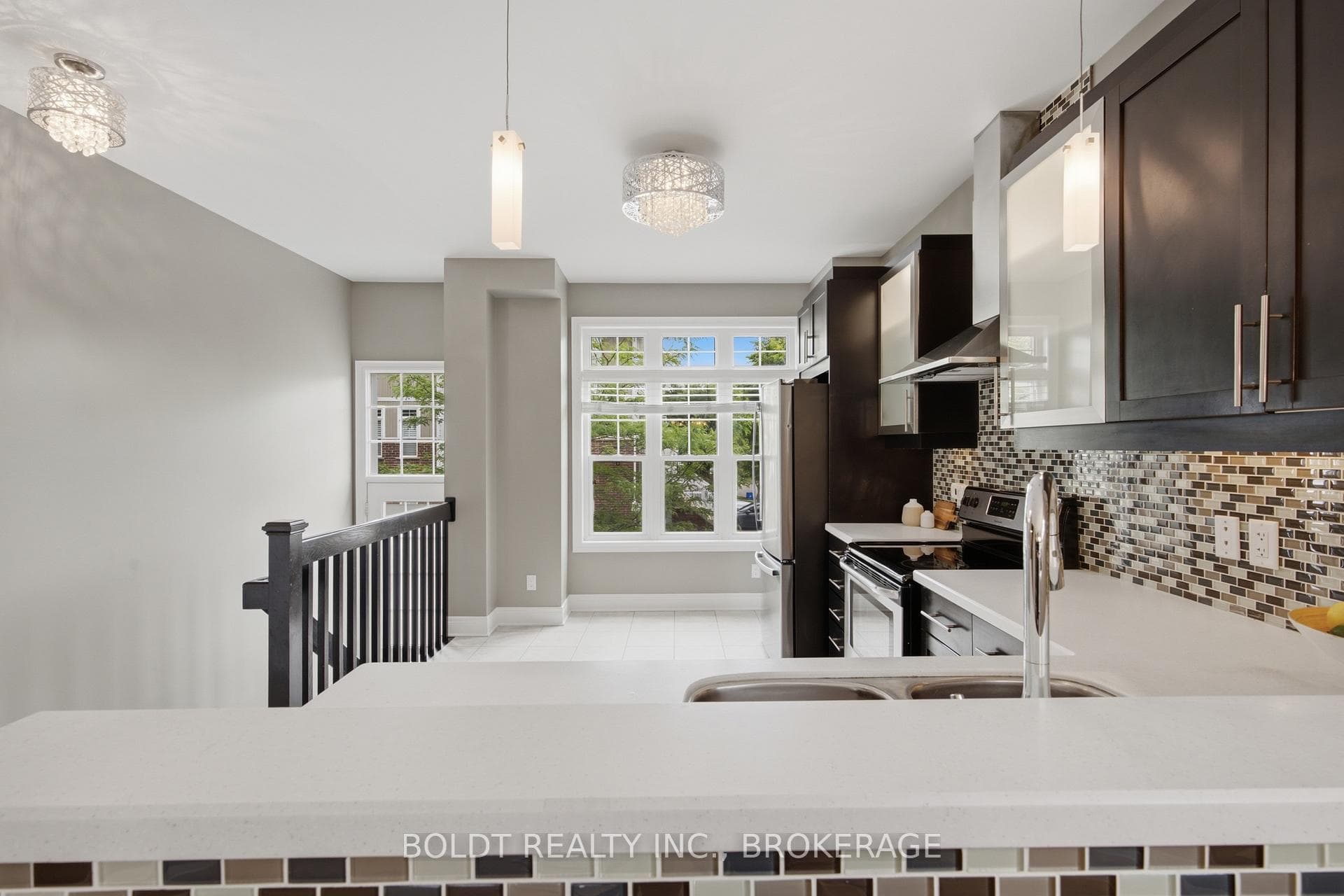 41 Durksen Drive photo 7
