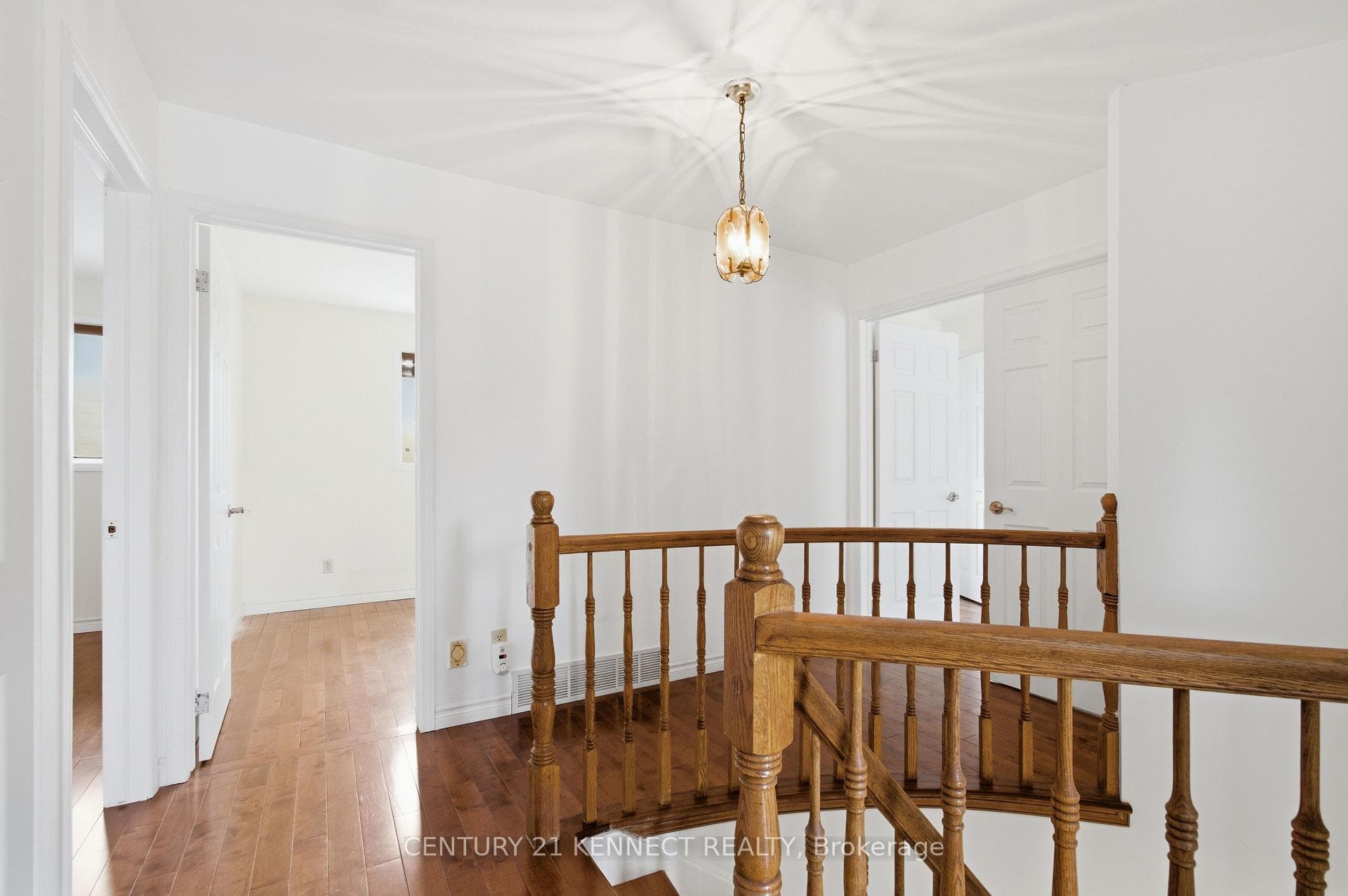 848 Fairlawn Avenue photo 16