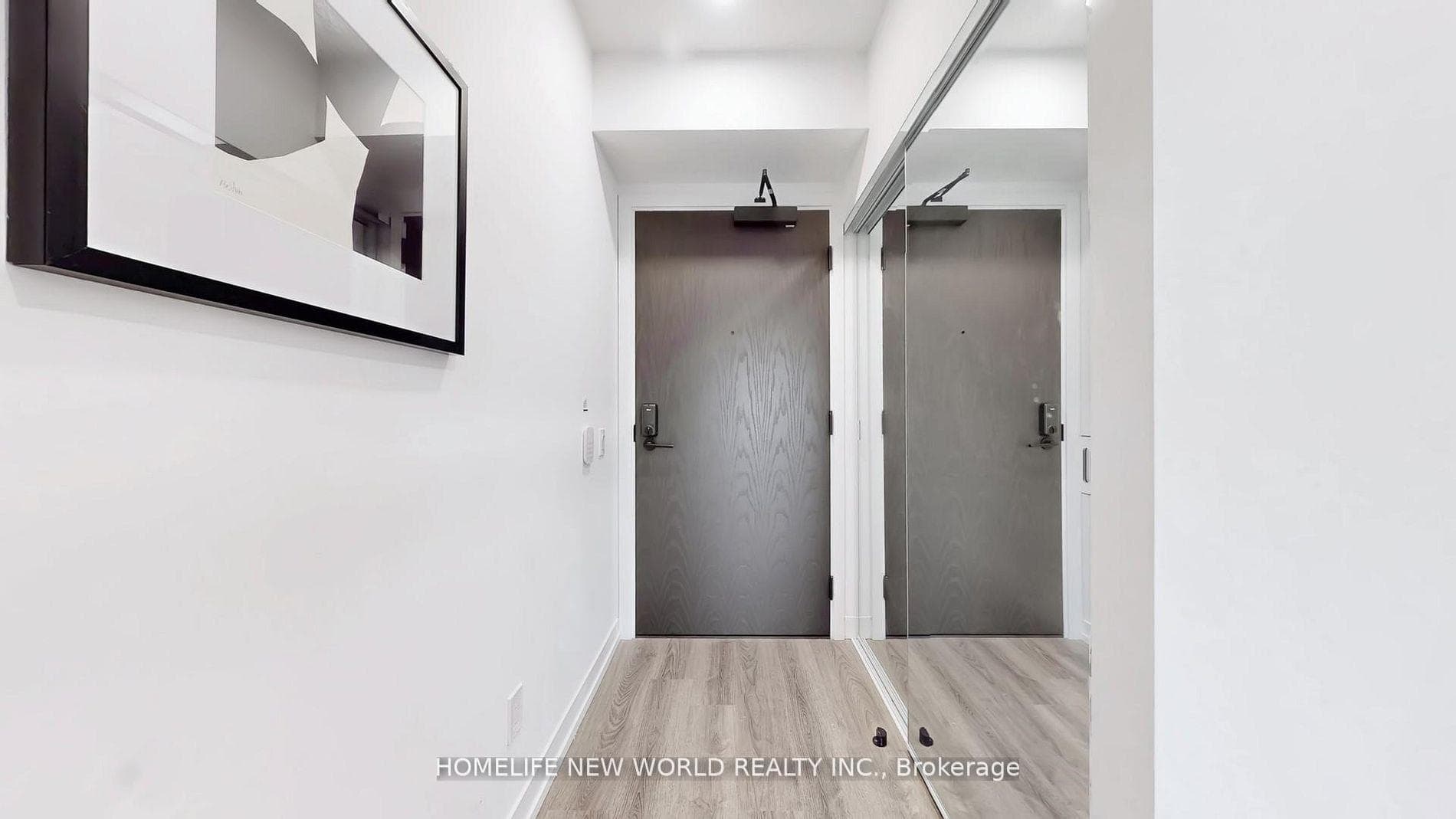771 Yonge Street Unit 1908 photo 3