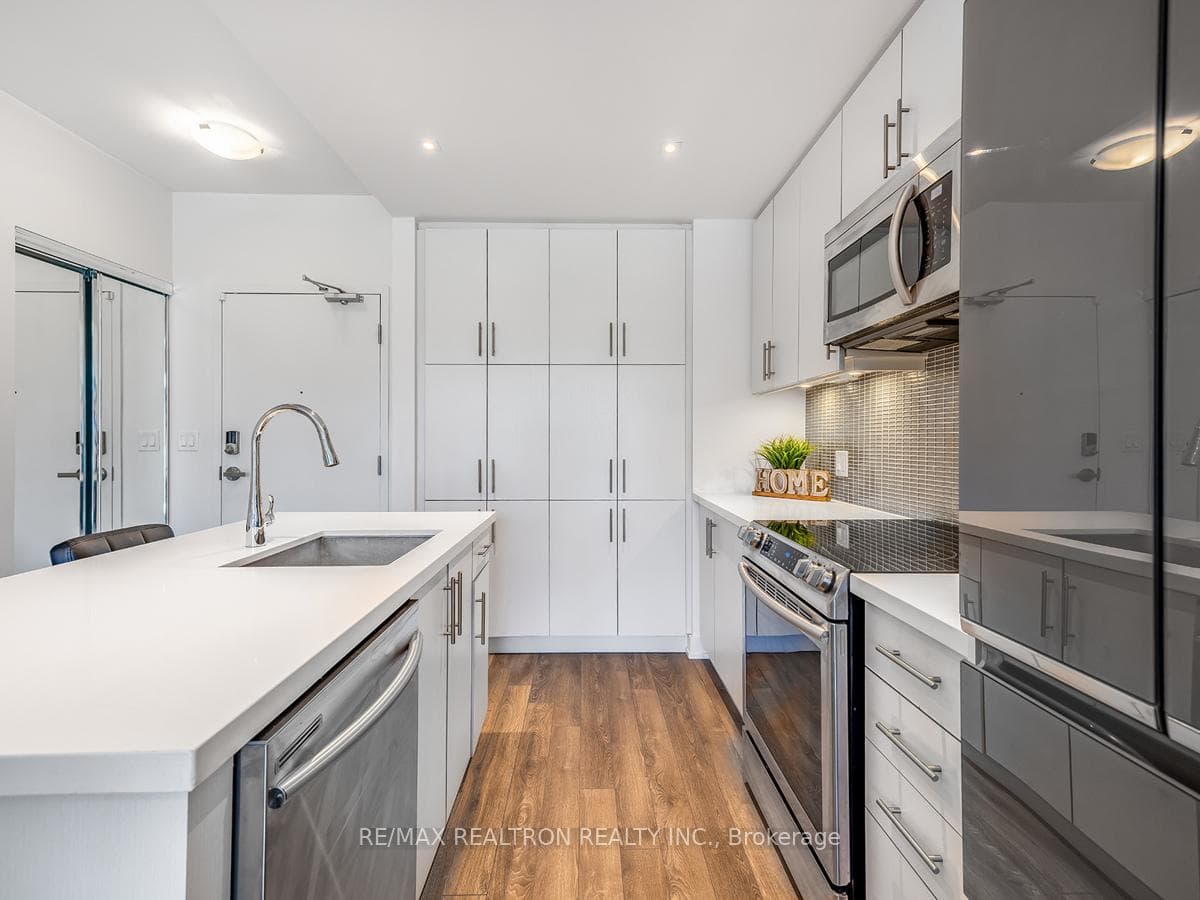 375 Sea Sea Ray Avenue Unit 202 photo 6