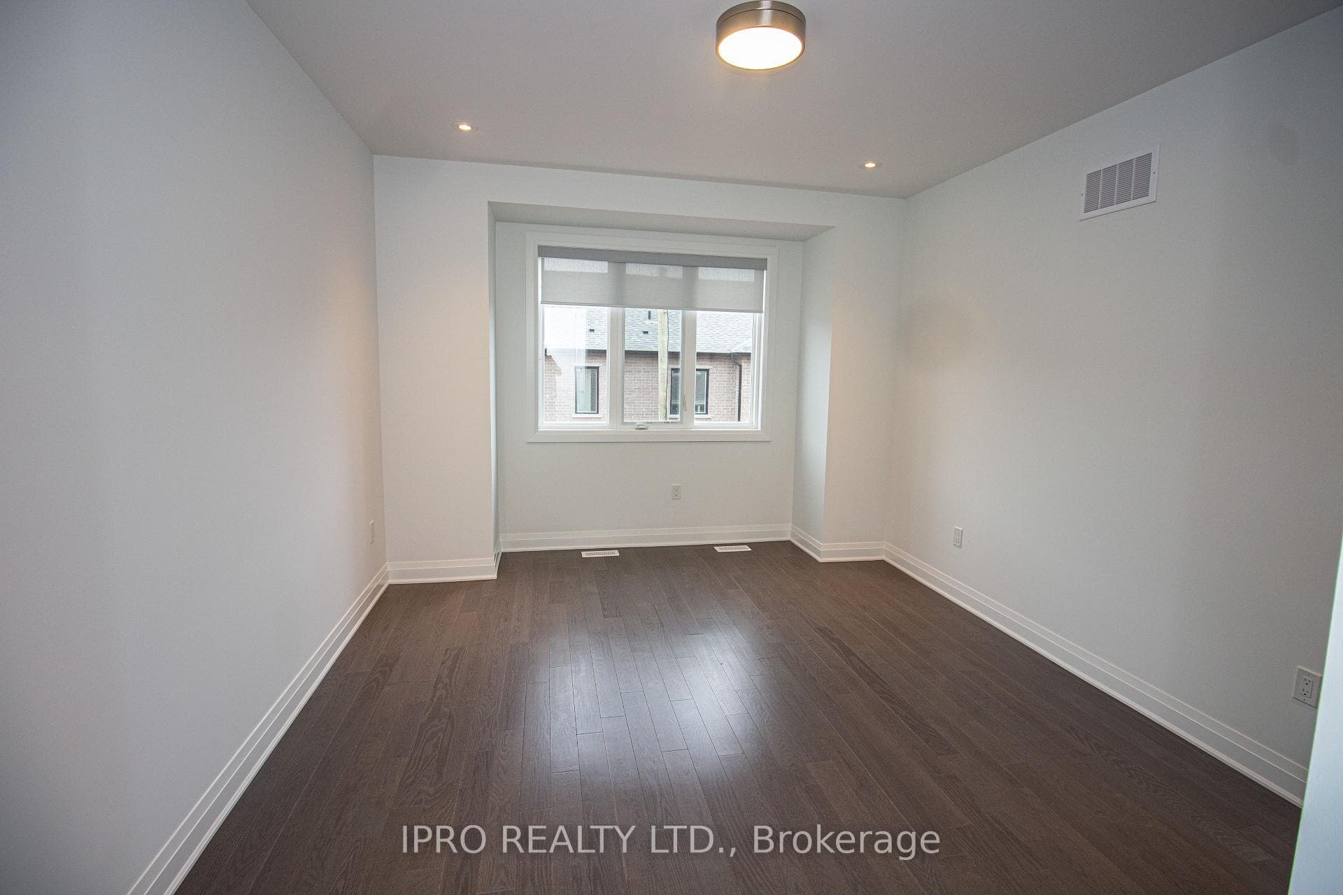3021 Bramall Garden N/A photo 14