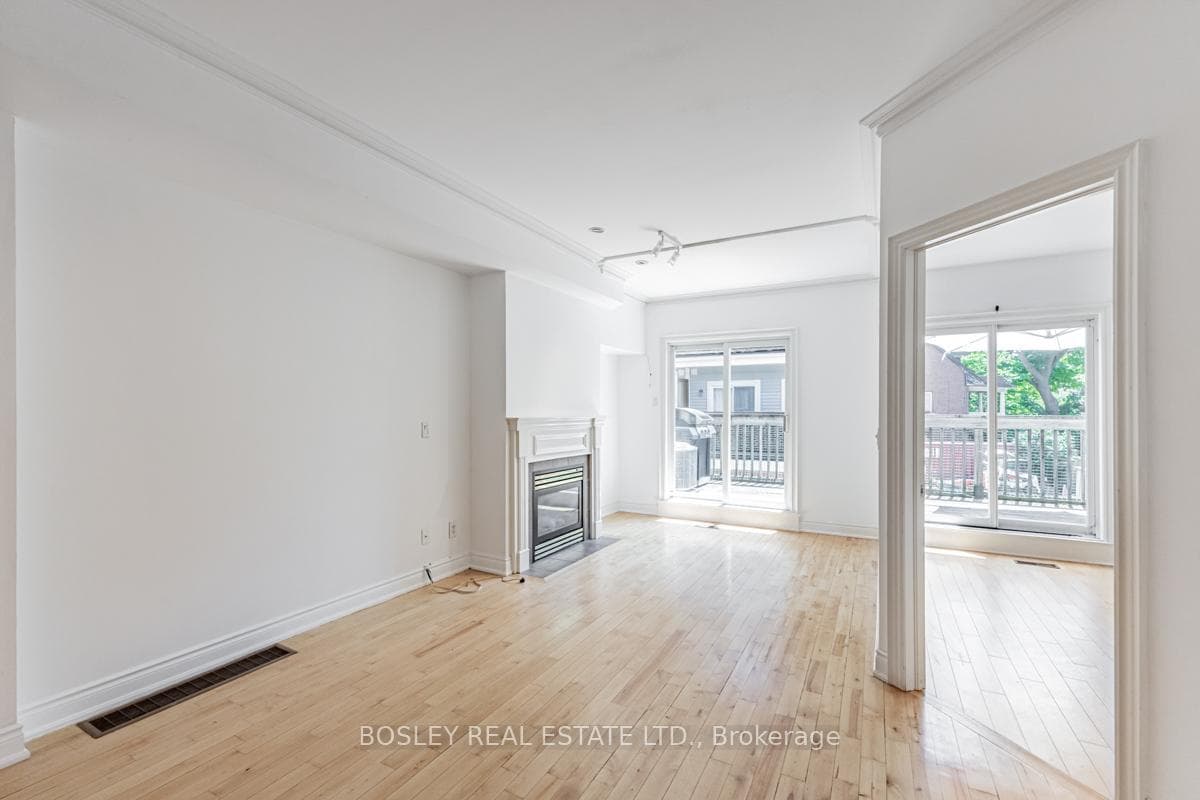 1021 College Street Unit A photo 14