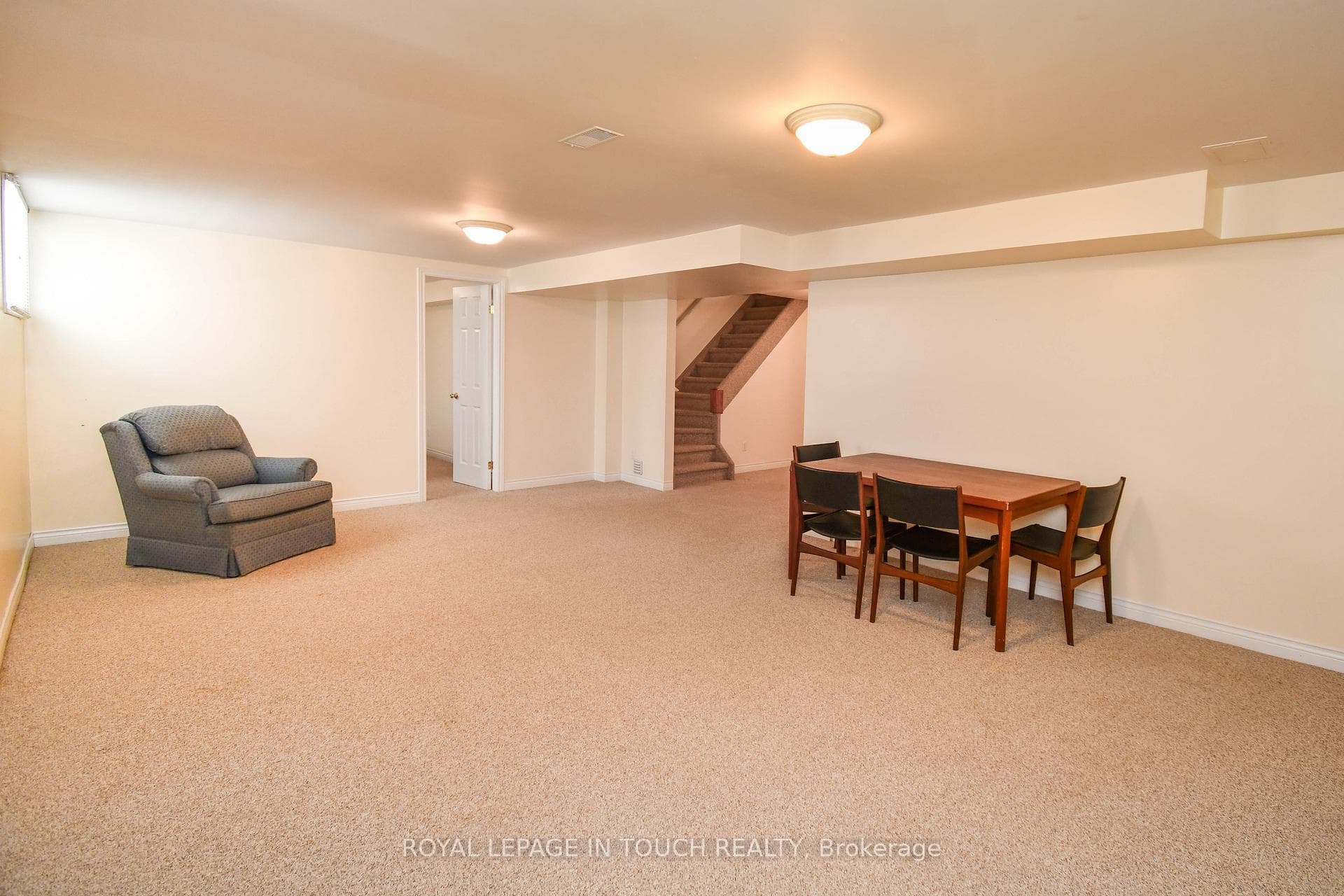 90 Burke Street Unit 17 photo 33