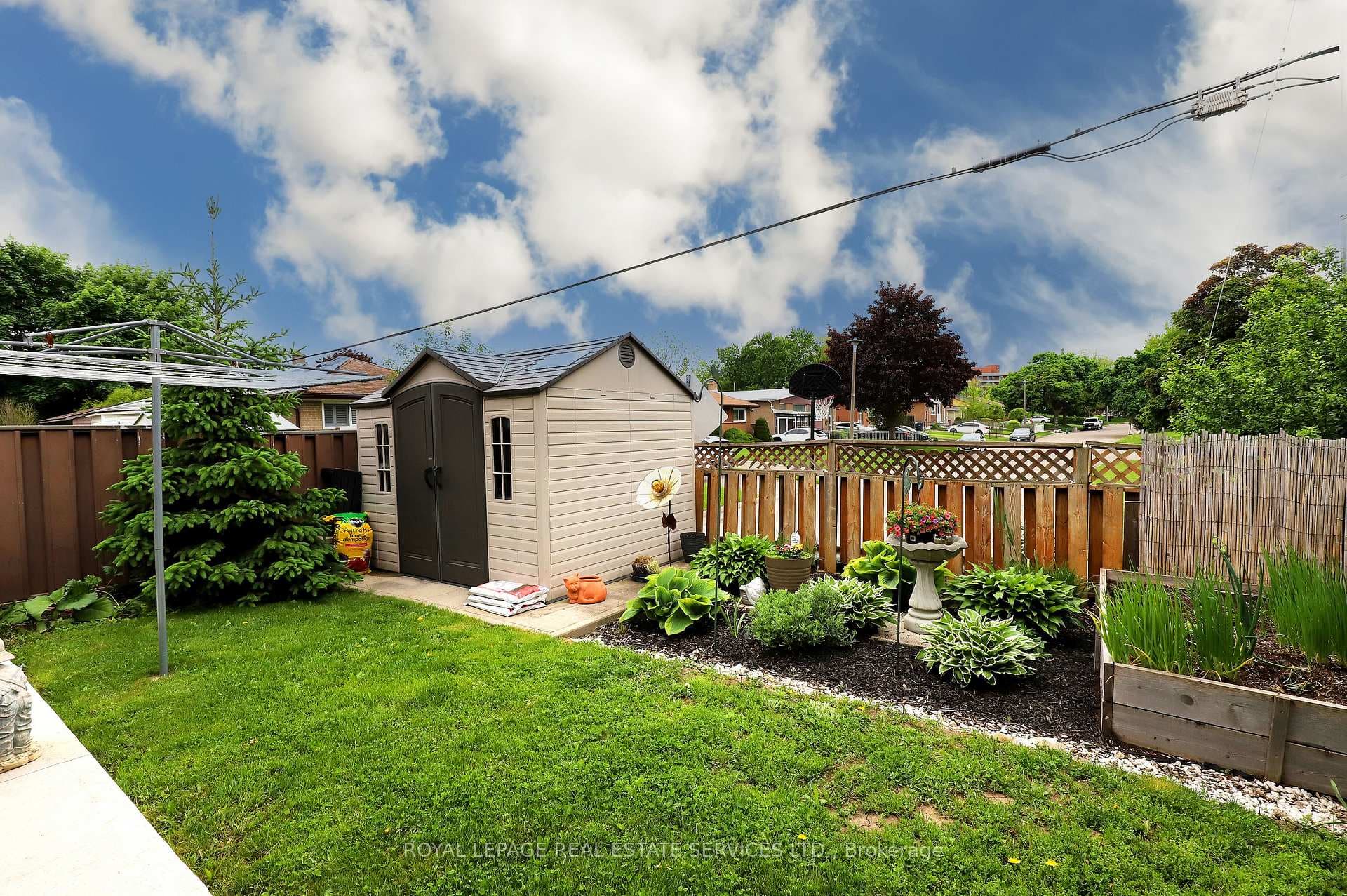 102 Harold Street photo 35