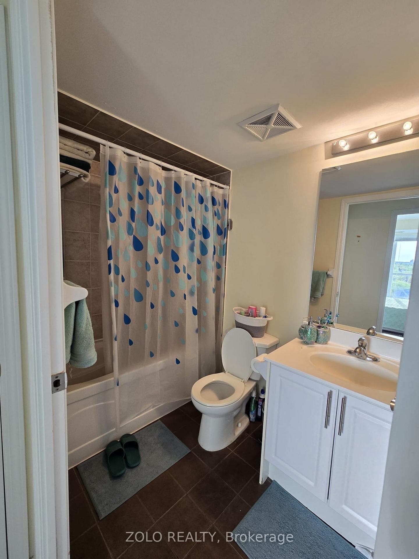 18 Harding Boulevard Unit 1025 photo 13