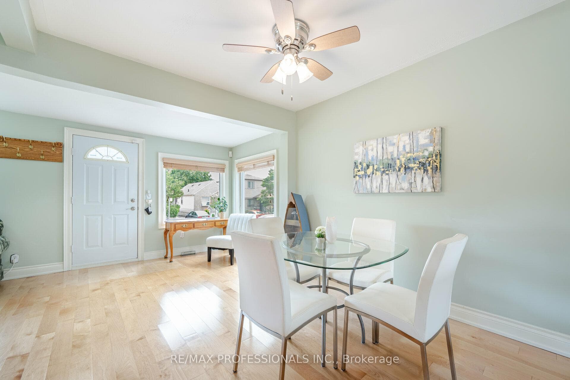 162 Aileen Avenue photo 10