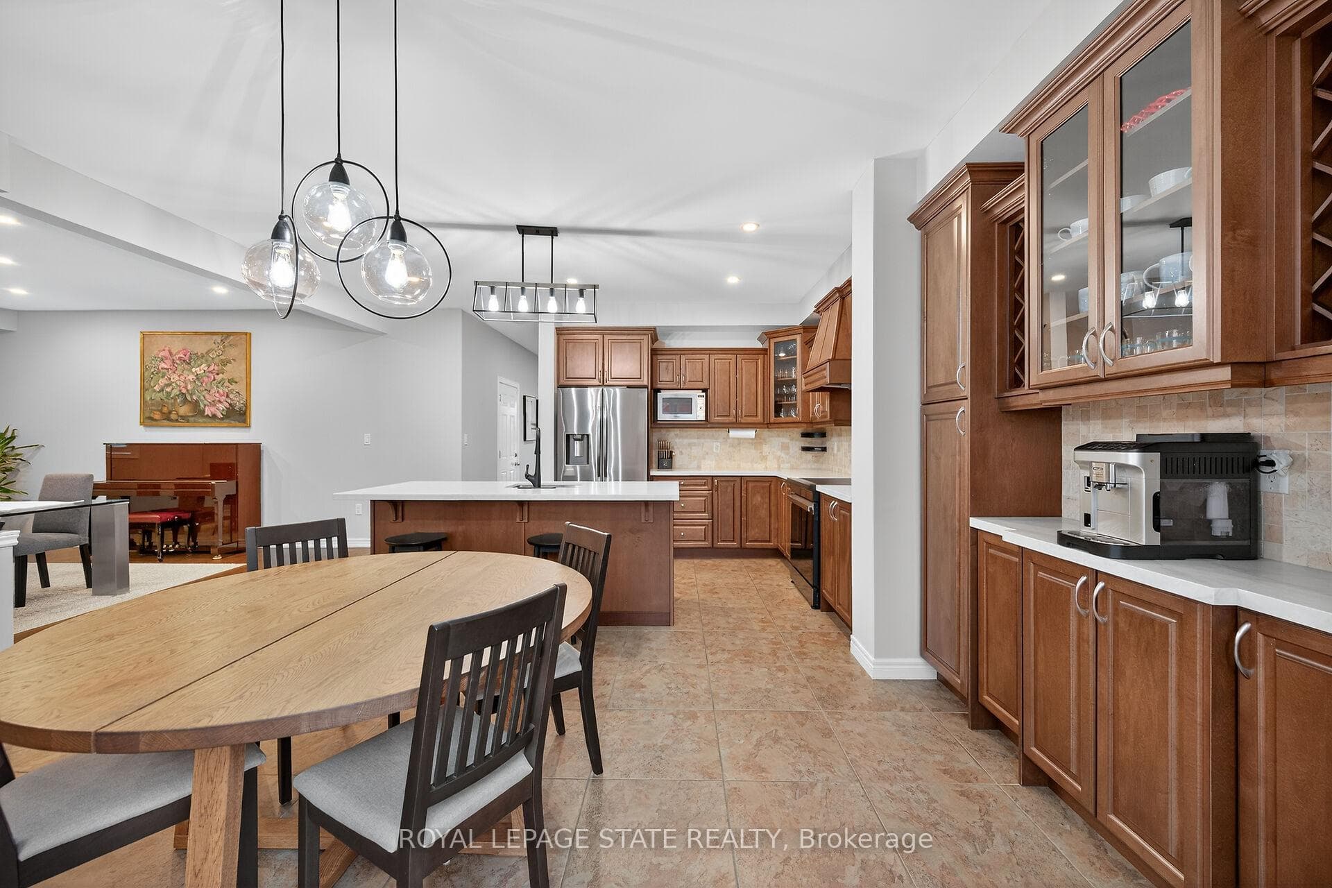 181 Springview Drive photo 6