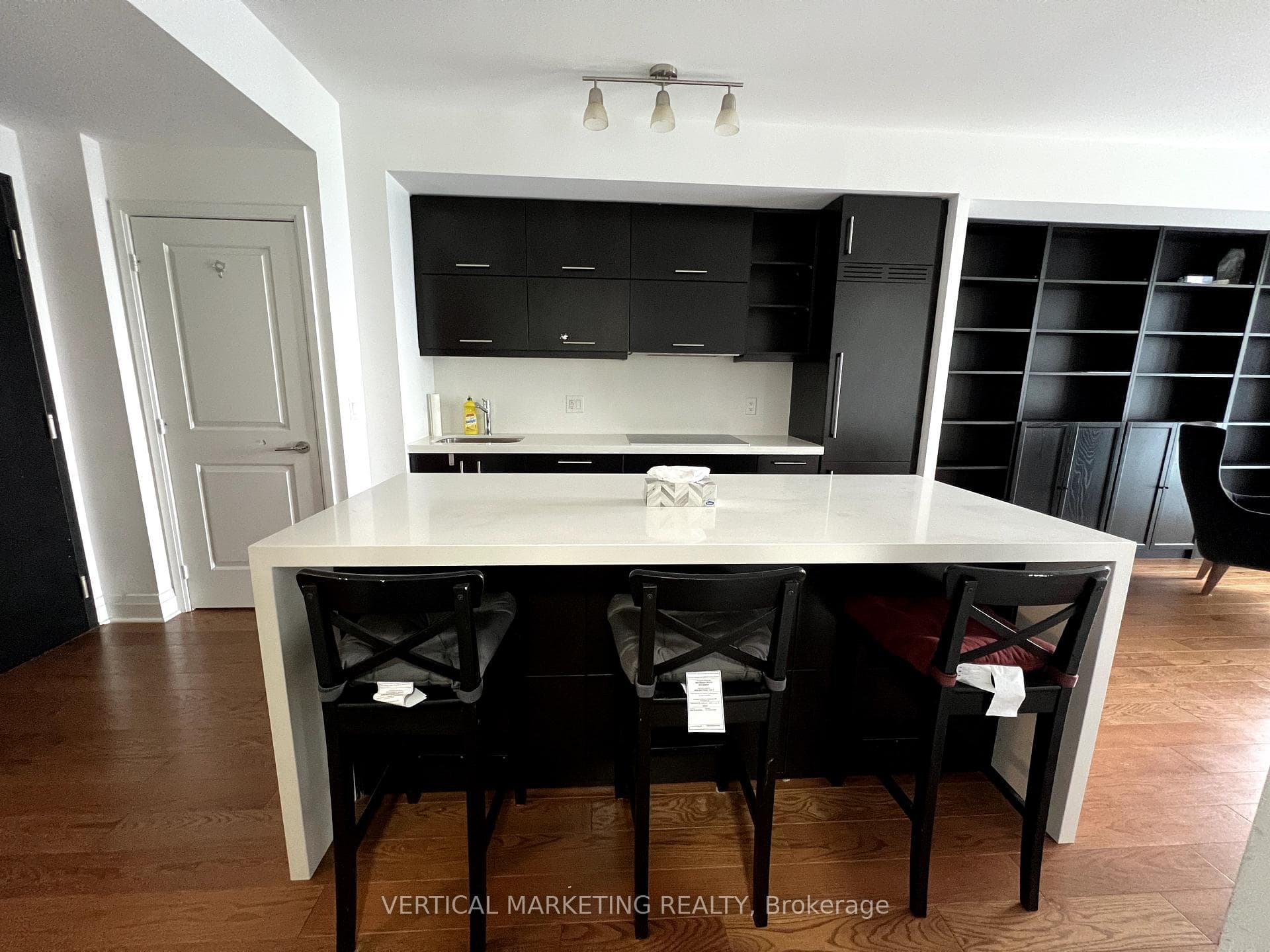 1080 BAY Street Unit 2805 photo 1