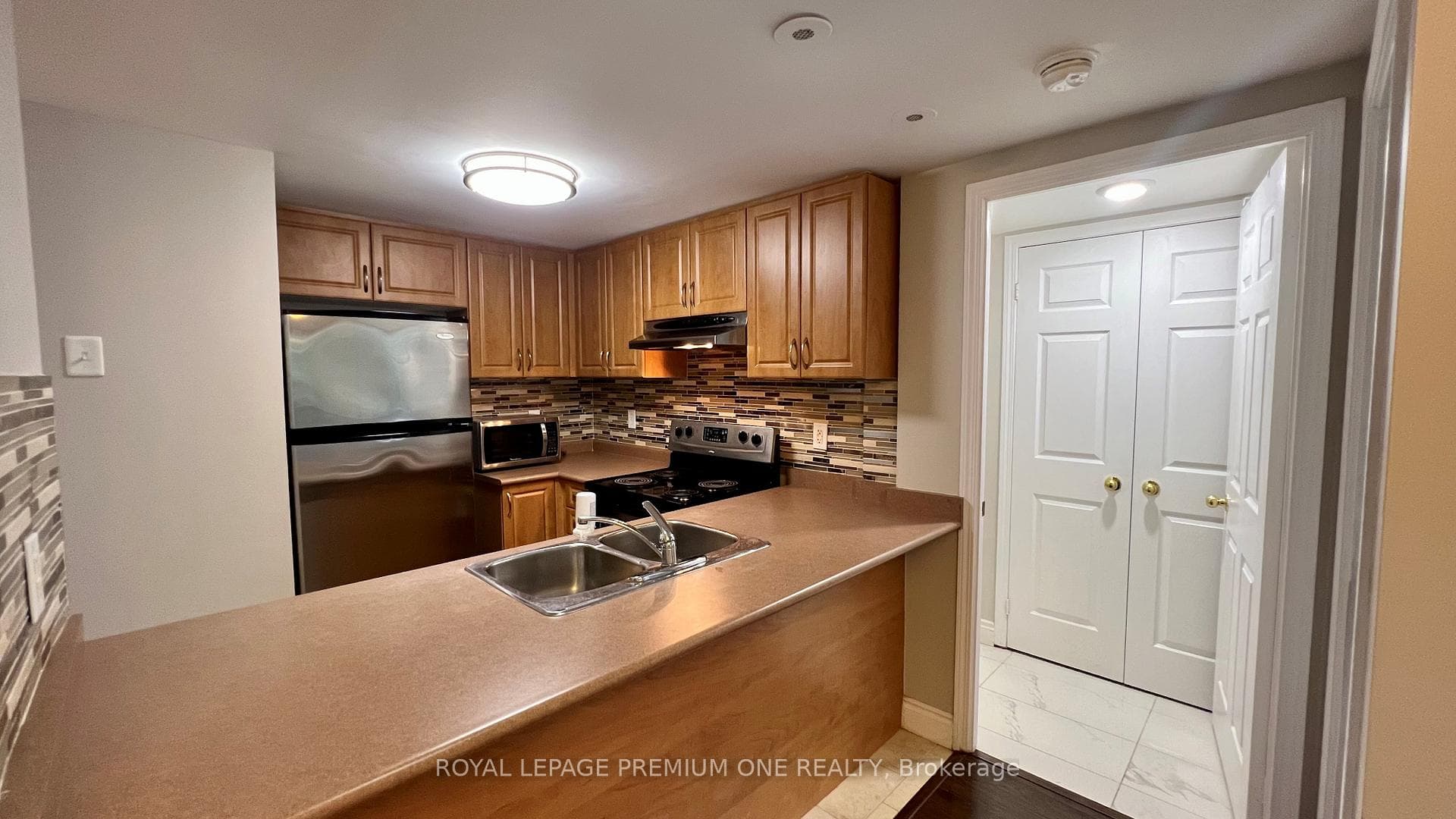 3041 Finch Avenue Unit 2069 photo 8