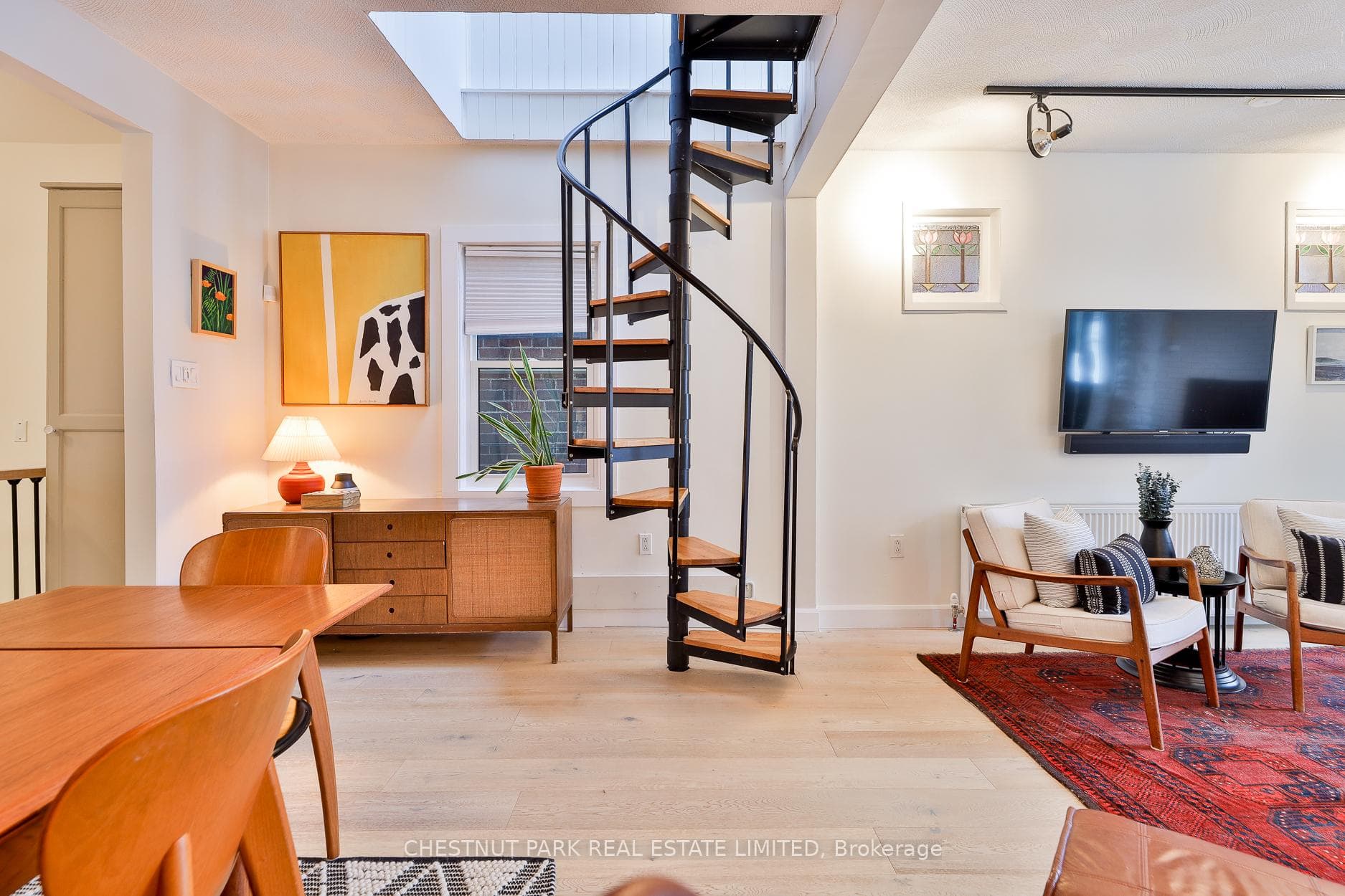 72 Watson Avenue photo 25