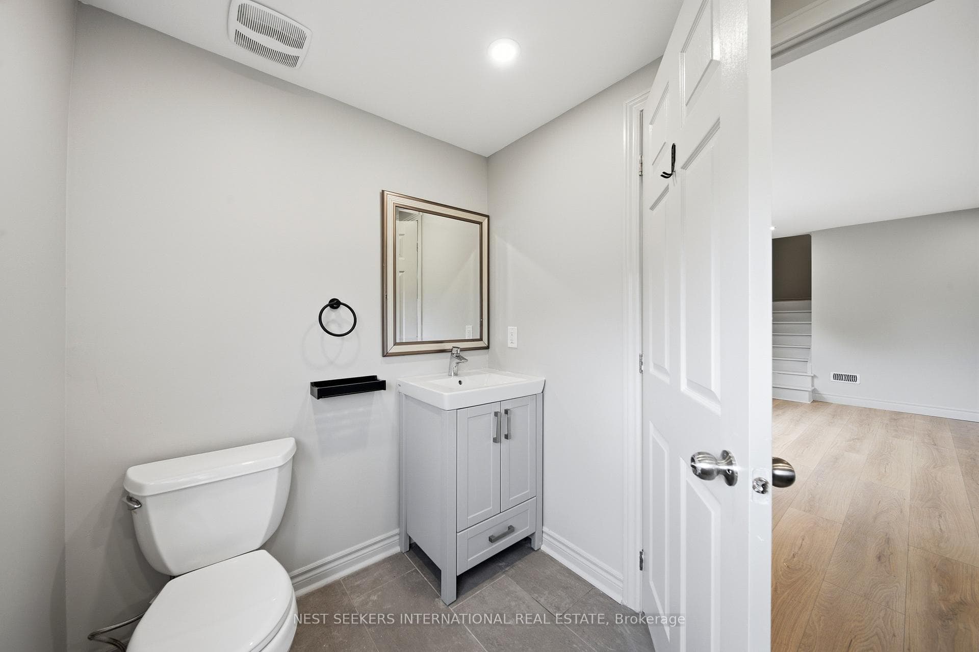 5050 Lloydtown Aurora Road photo 11