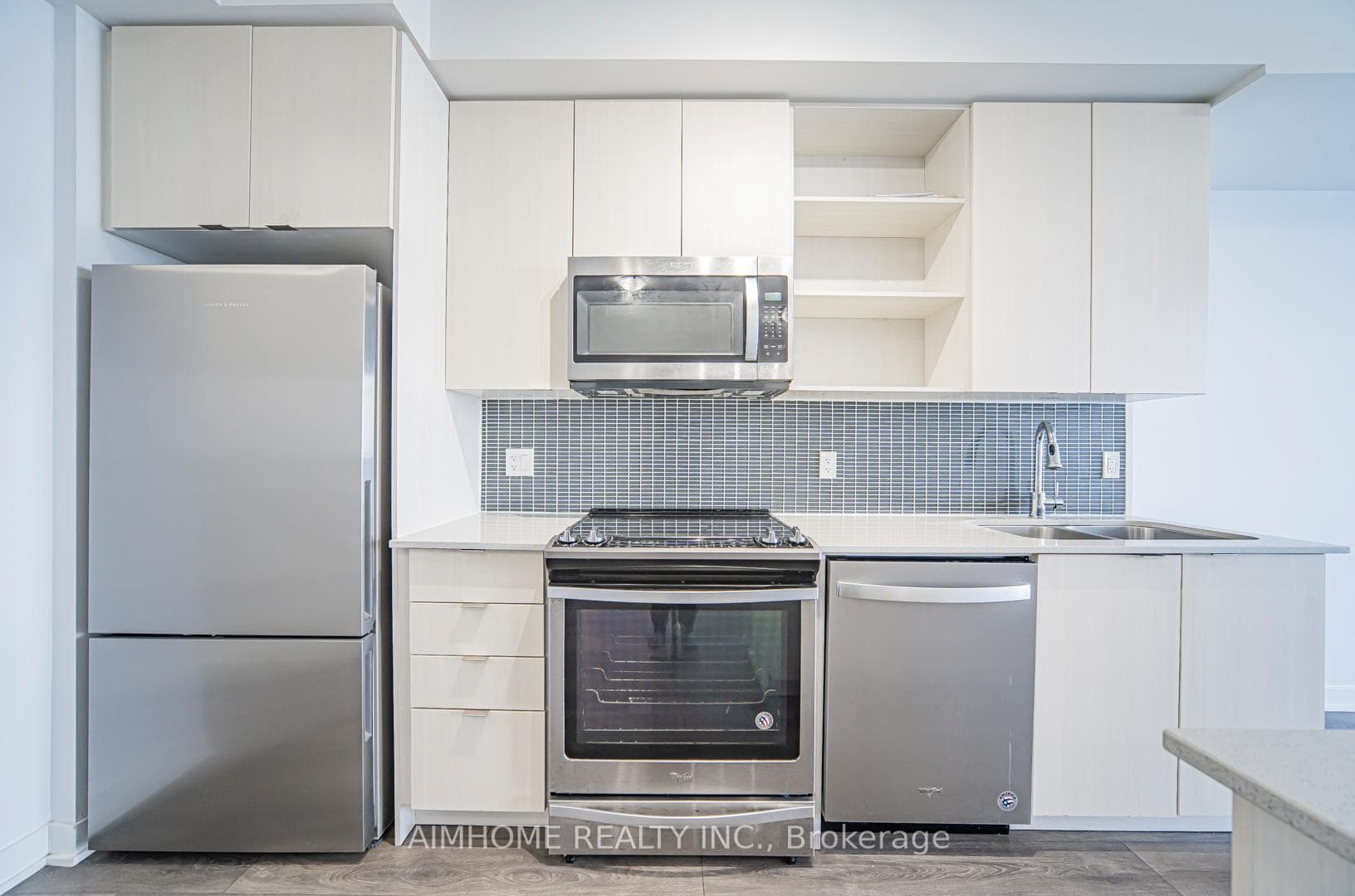 4655 Glen Erin Drive Unit 1610 photo 12