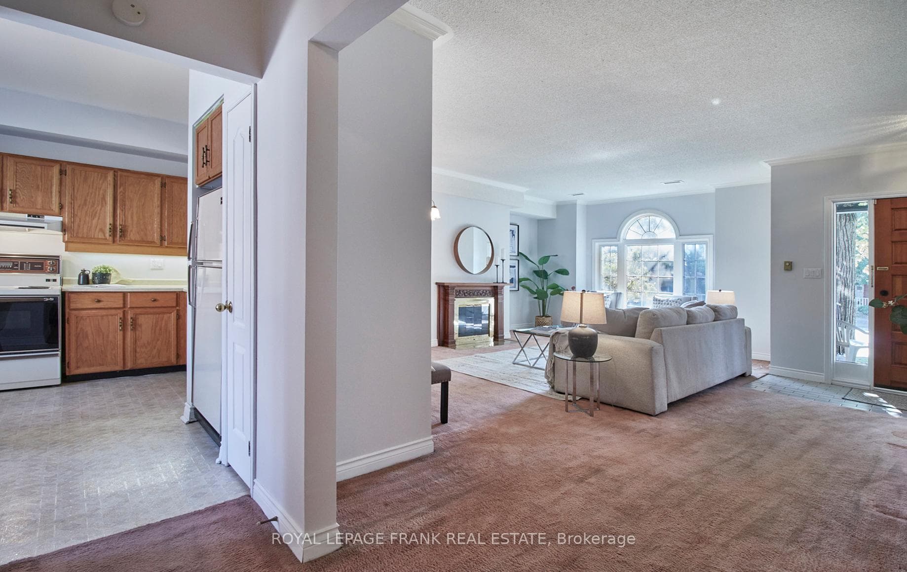110 Mary Street Unit 10 photo 17