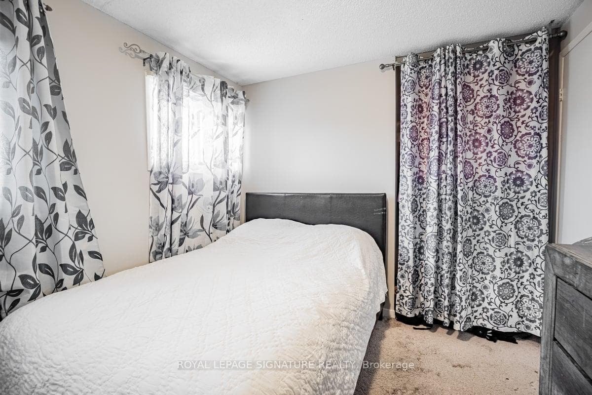 2103 Theoden Court photo 8