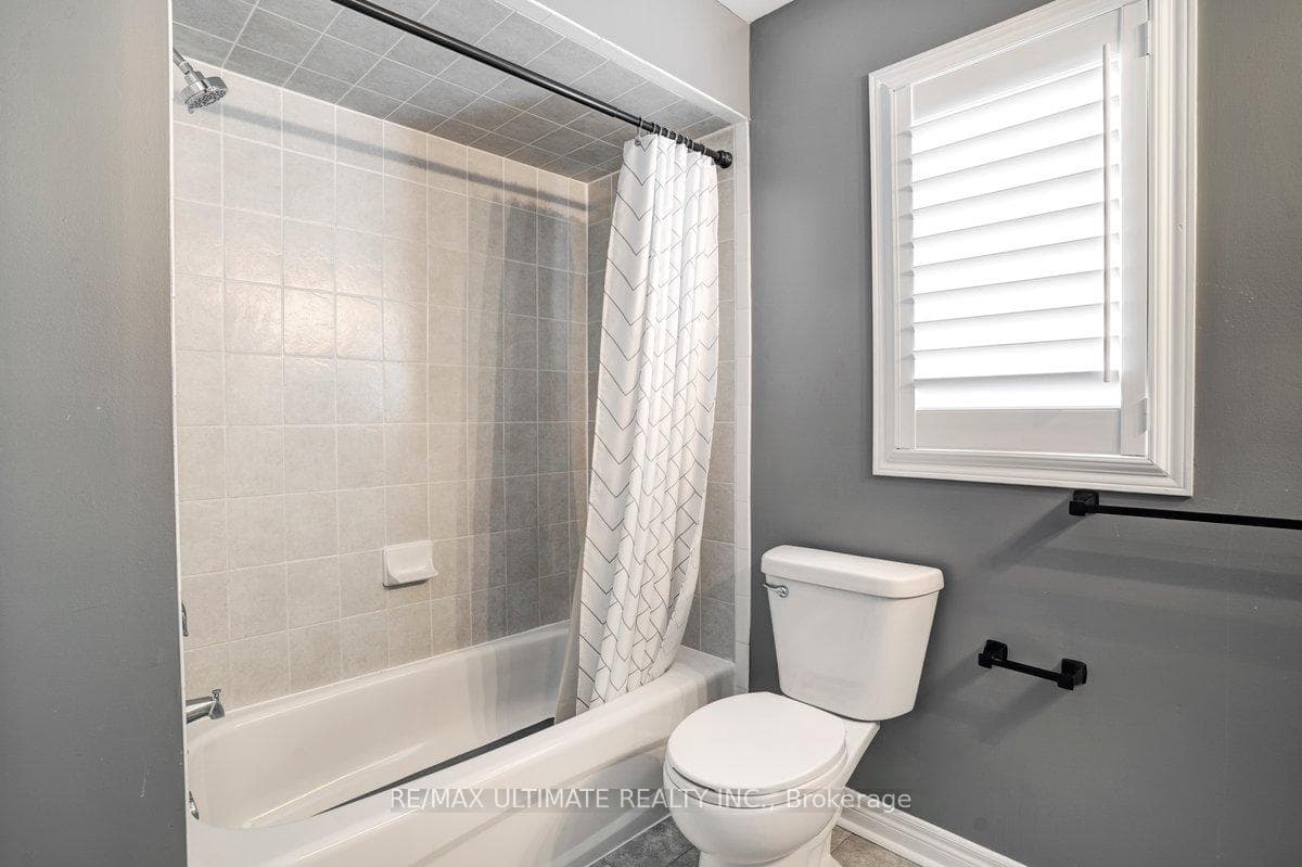 435 English Rose Lane Unit 17 photo 20