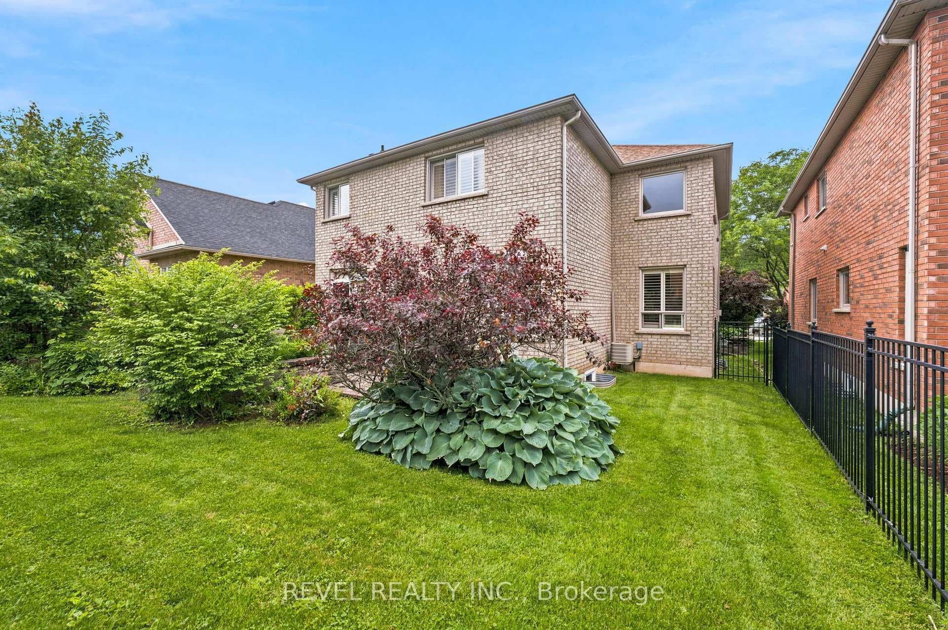 207 Valridge Drive photo 39