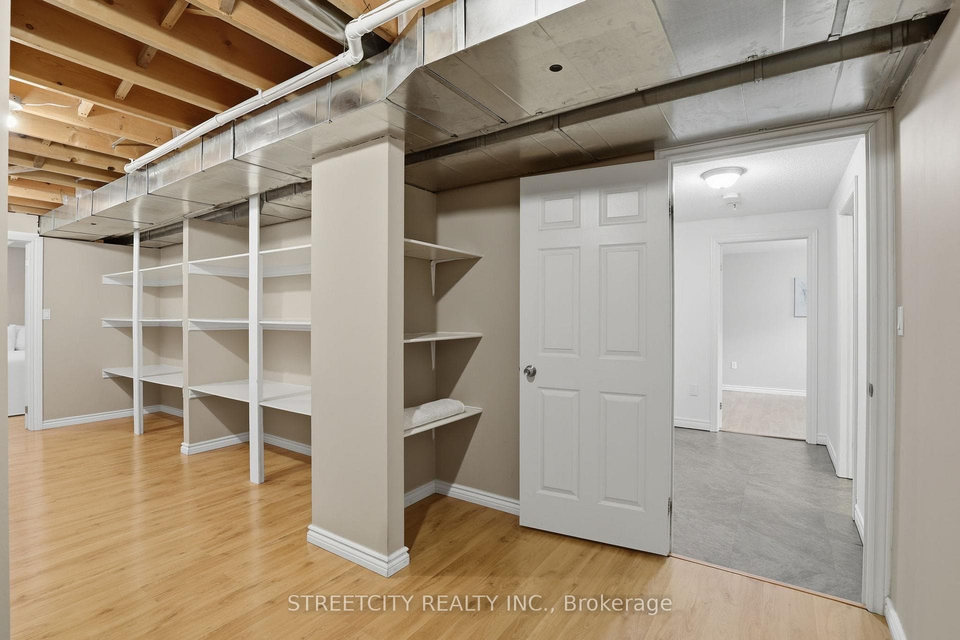 241 Canadore Court photo 30
