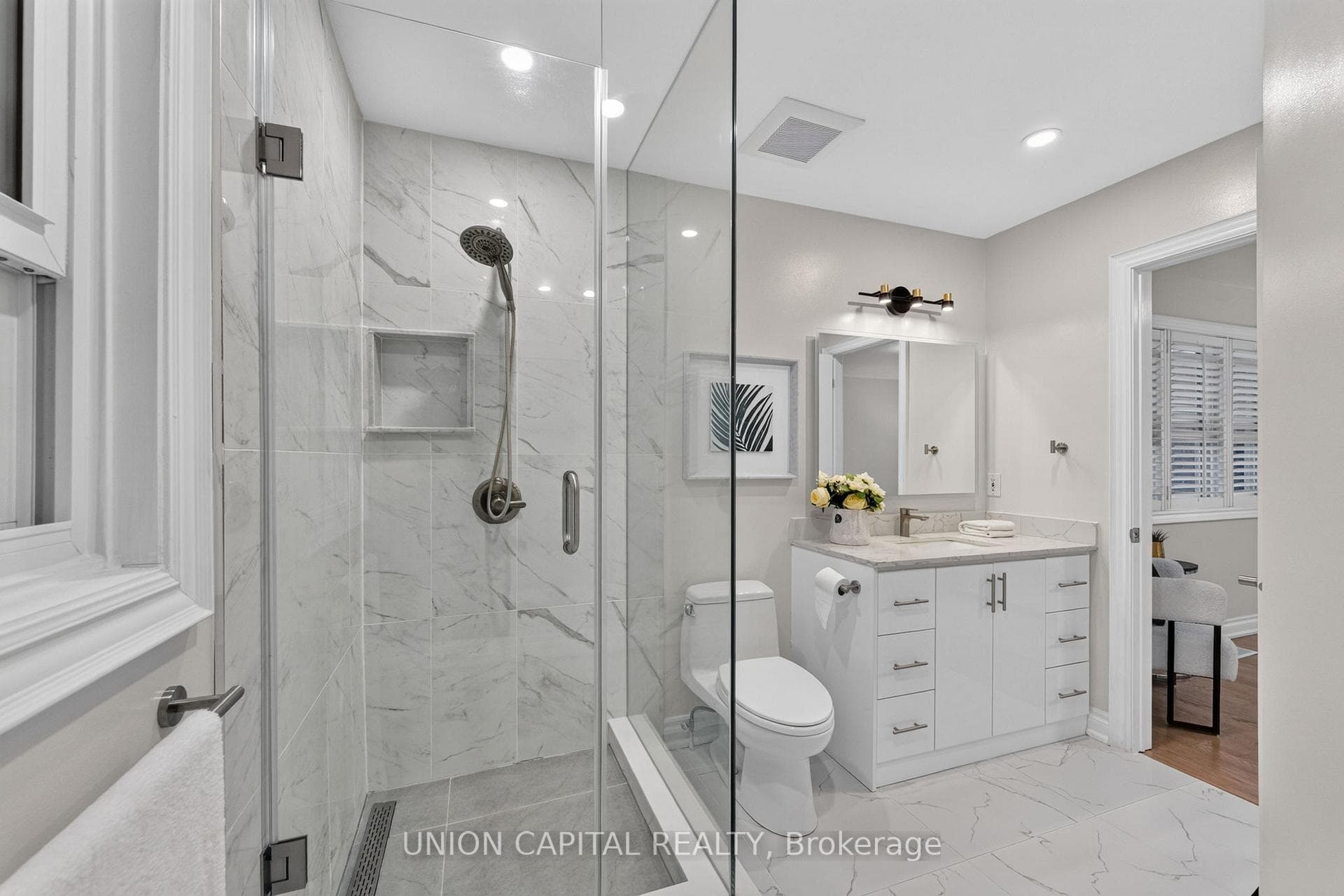 9 Ballymore Drive photo 24