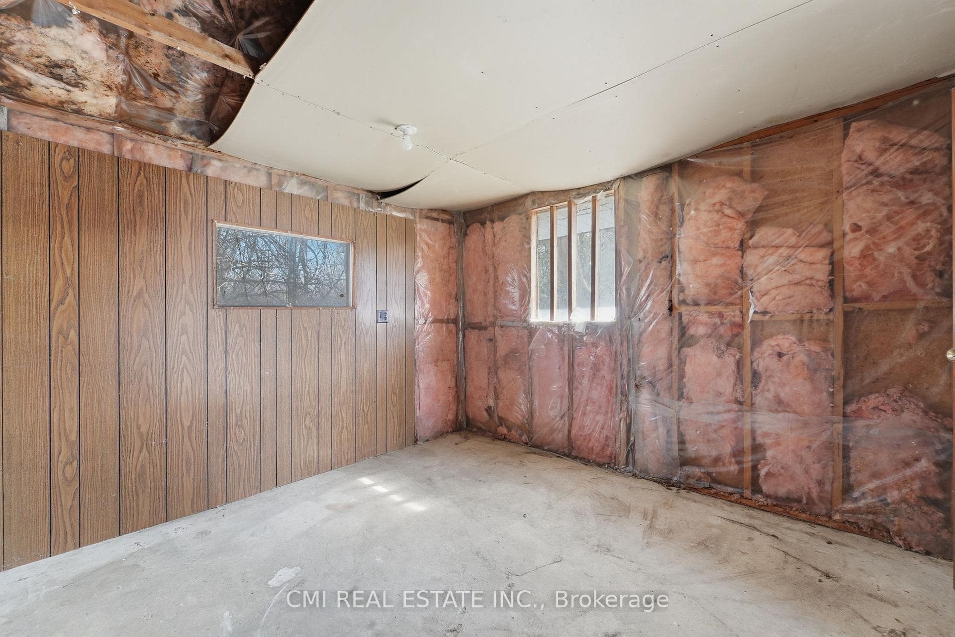 251 Fairridge Road photo 32