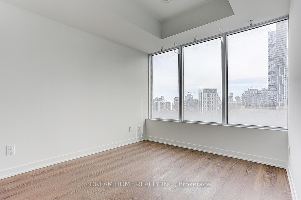319 jarvis Street Unit 1116 photo 30